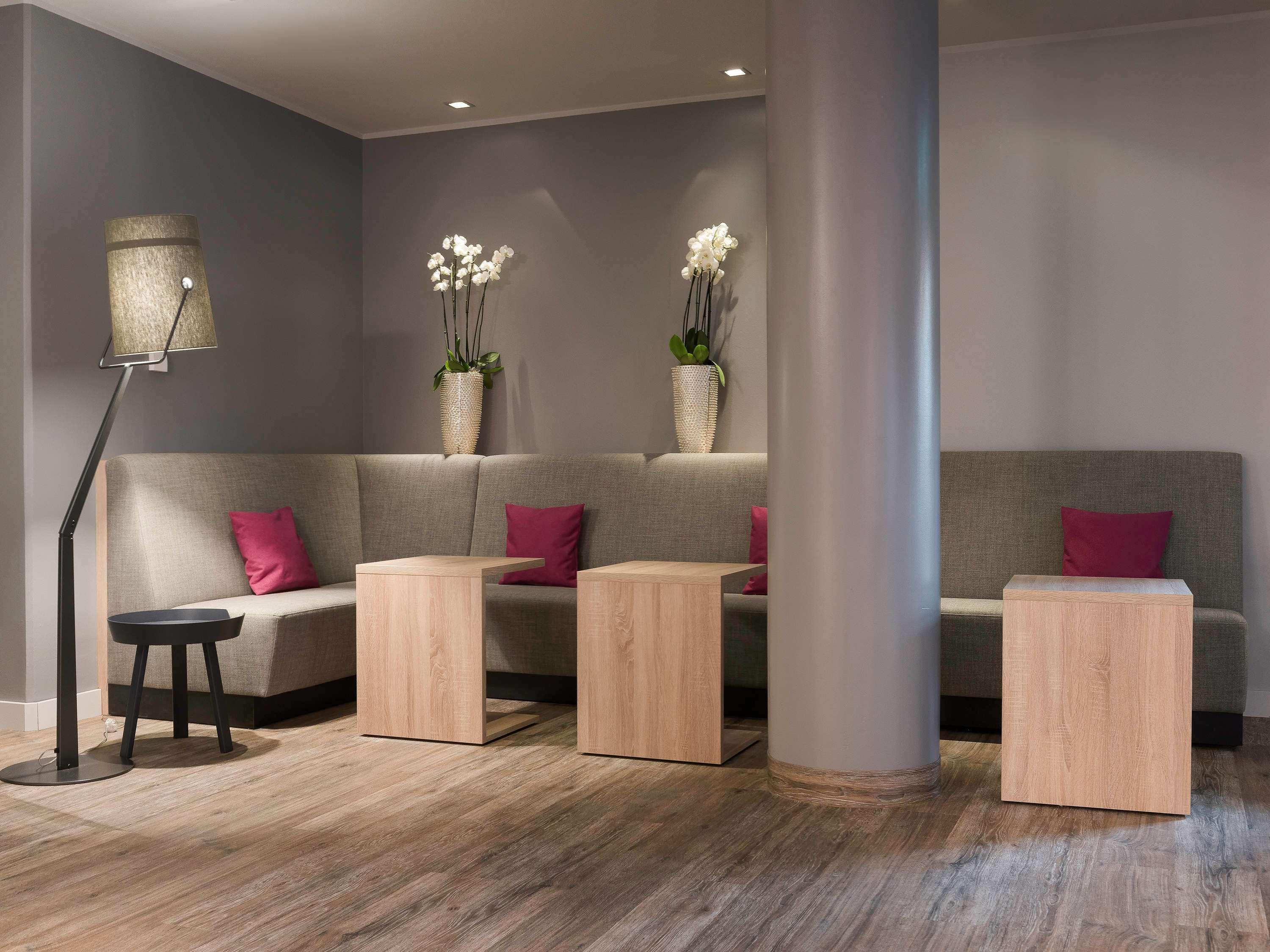 Hotel Mercure Neuperlach Sud 4*