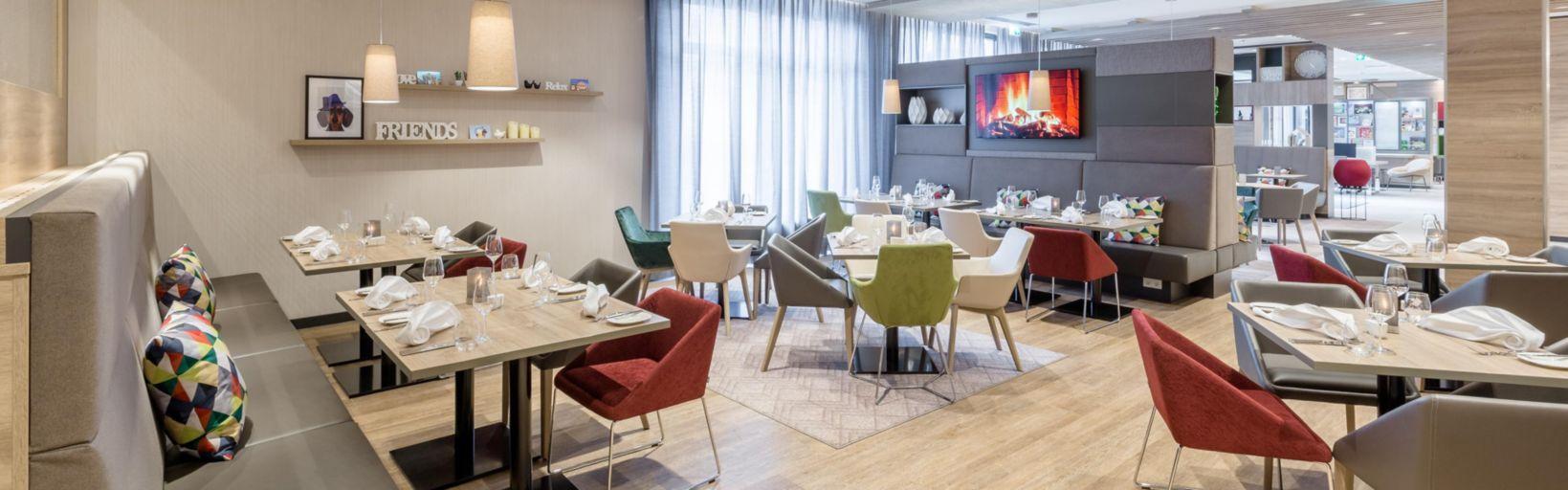 - East, An Ihg Hotel