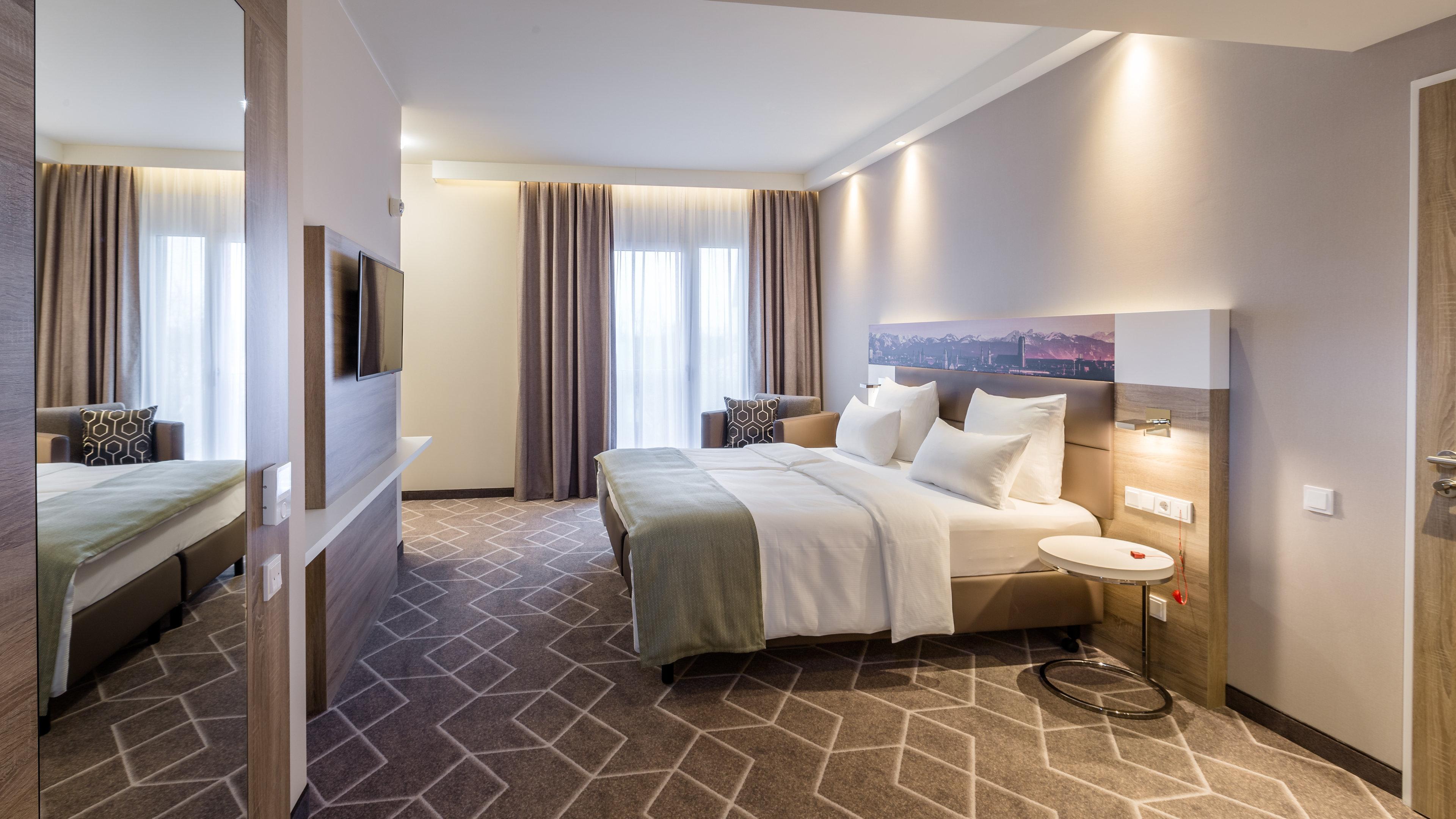 - East, An Ihg 4*
