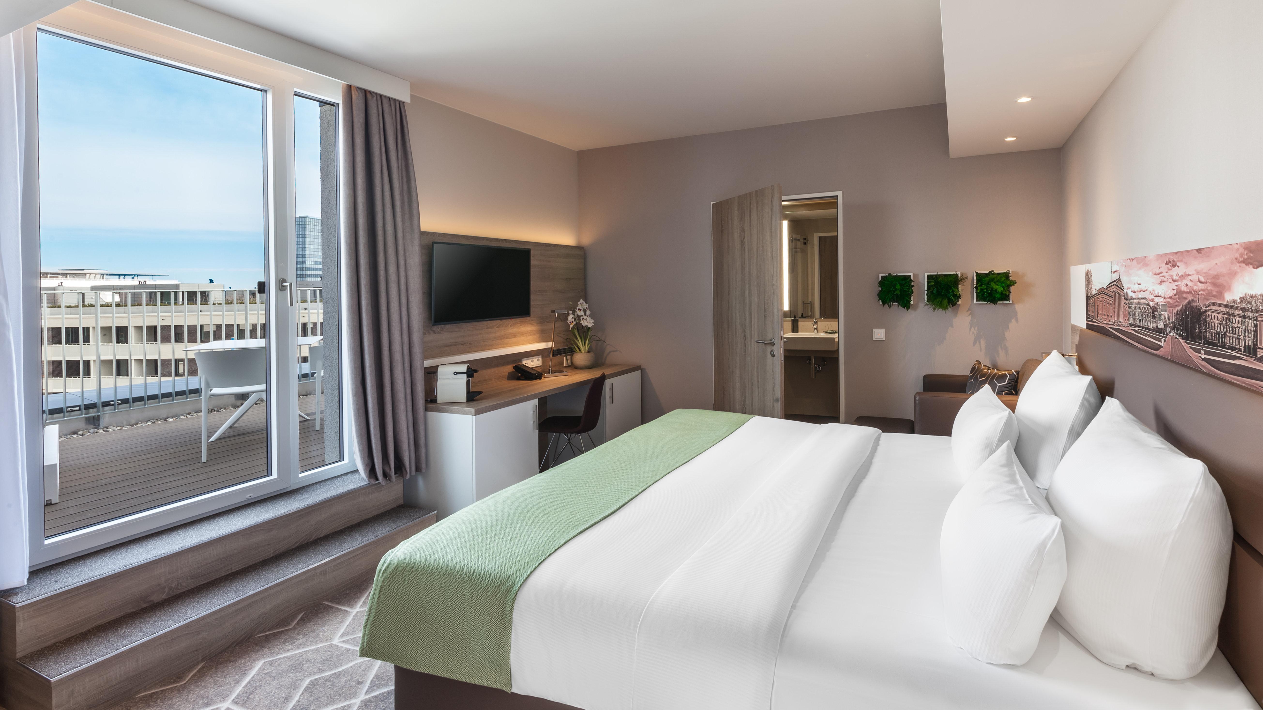 Hotel - East, An Ihg 4*