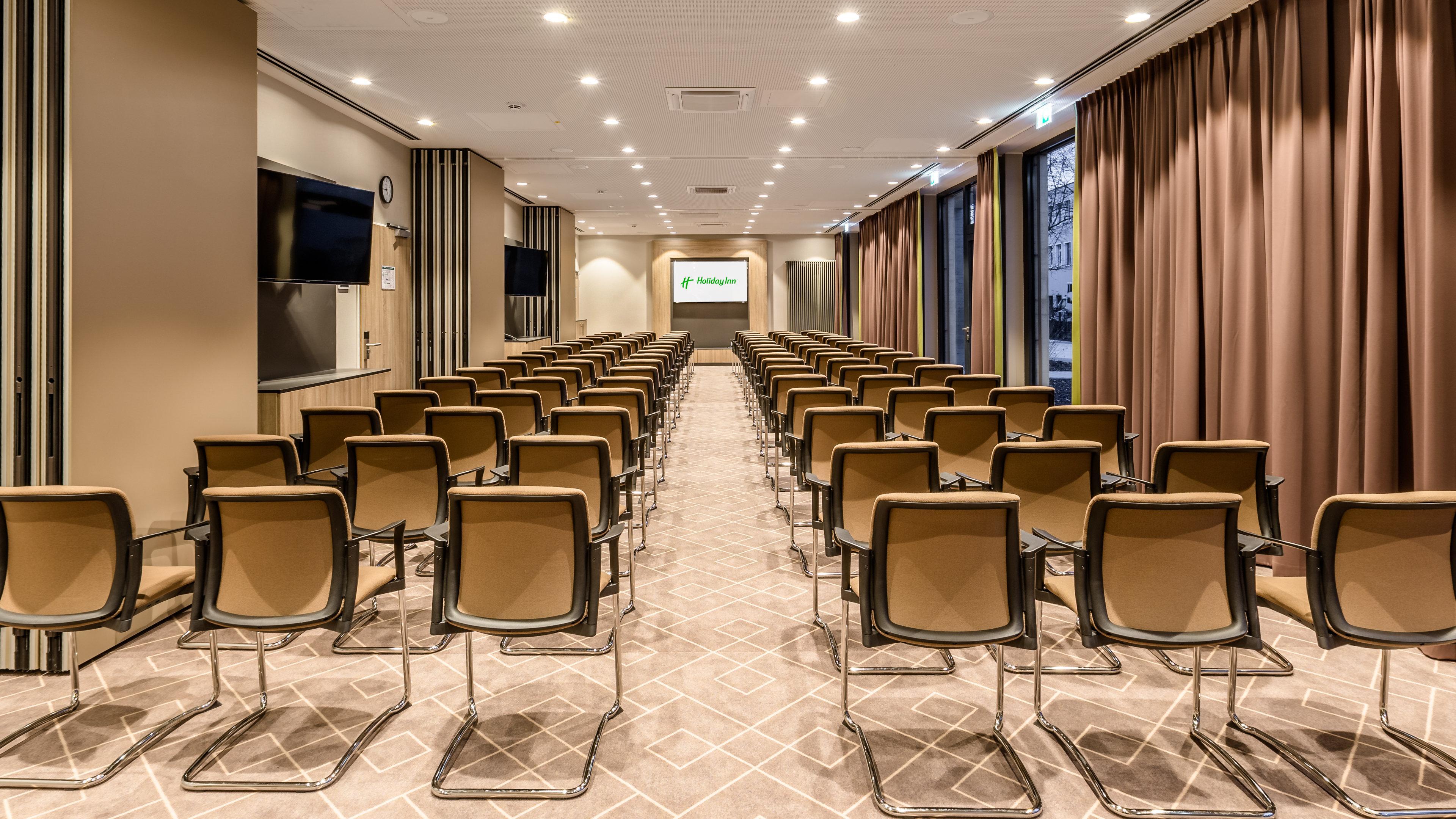 Hotel - East, An Ihg