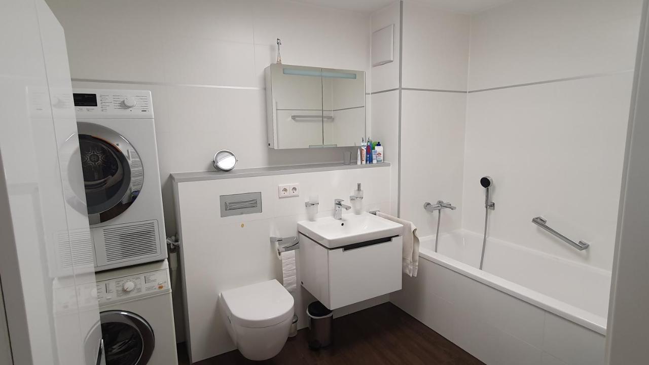 Moderne 4 -wohnung I Bbq I Parkplatz Munich
