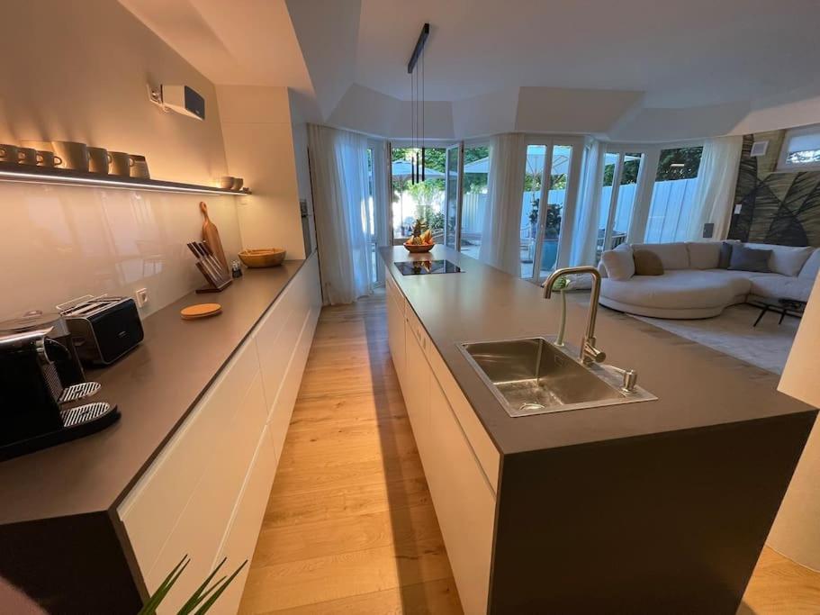 Luxurioeses Loft Mit Grosser Sonnenterrasse & Sauna Apartamento *