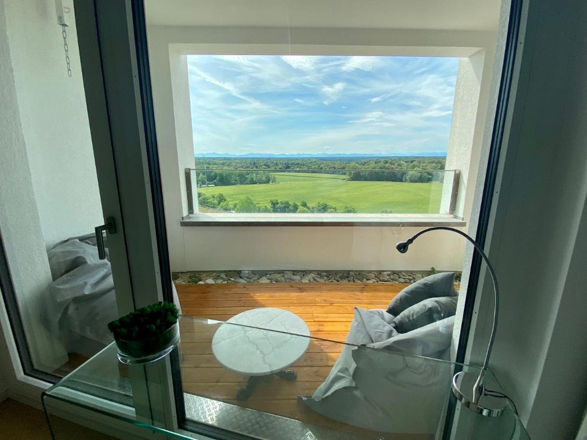 Homestay Alpen-panorama Suite: Luxurious Mountain View Retreat In Munich