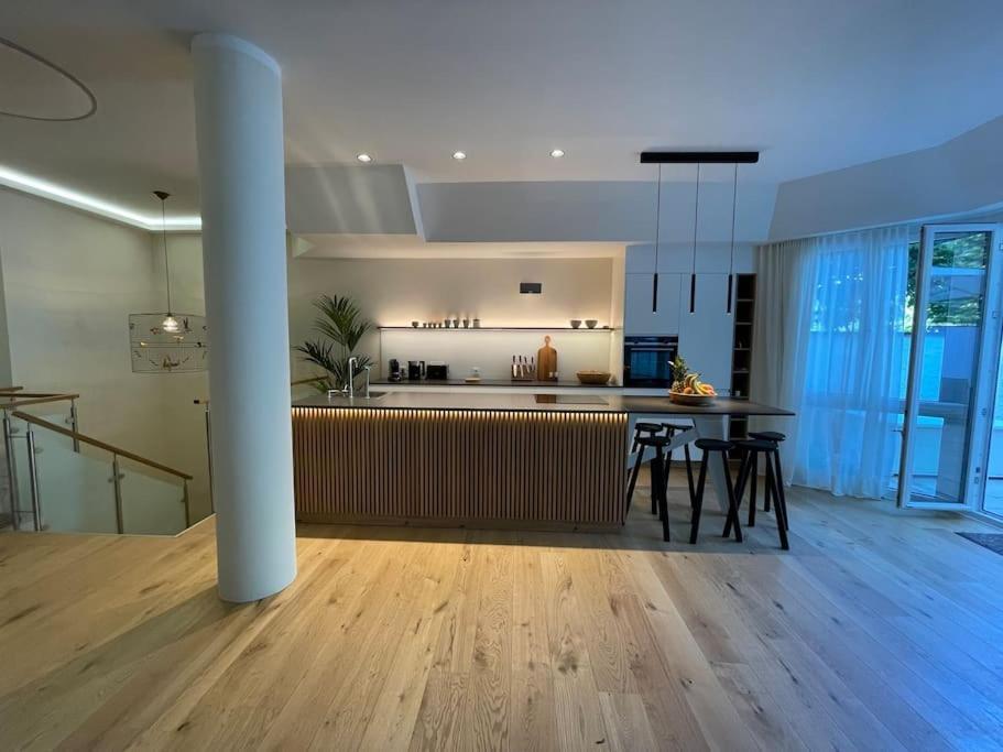 Luxurioeses Loft Mit Grosser Sonnenterrasse & Sauna *