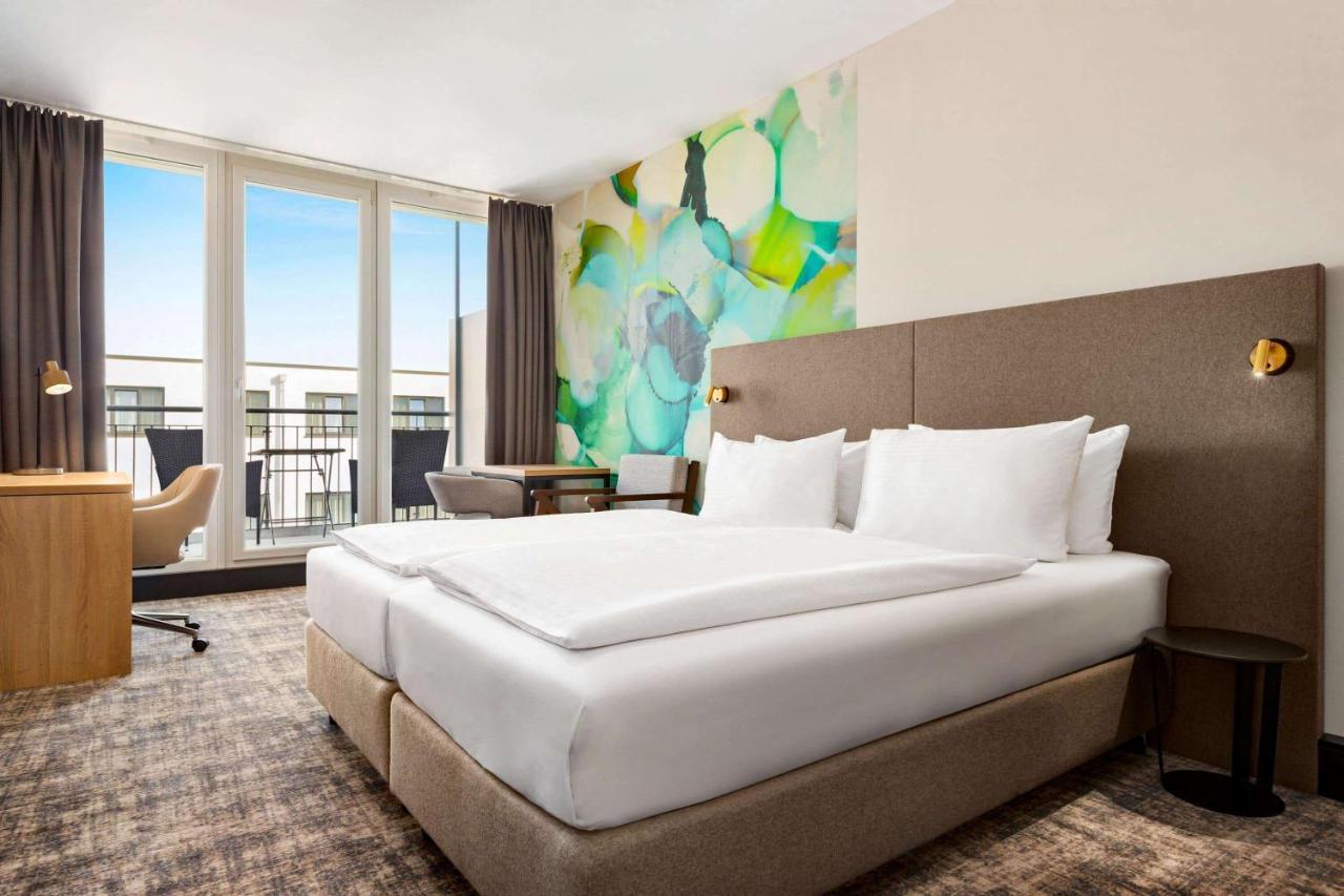 Hotel Wyndham Garden Messe 4*