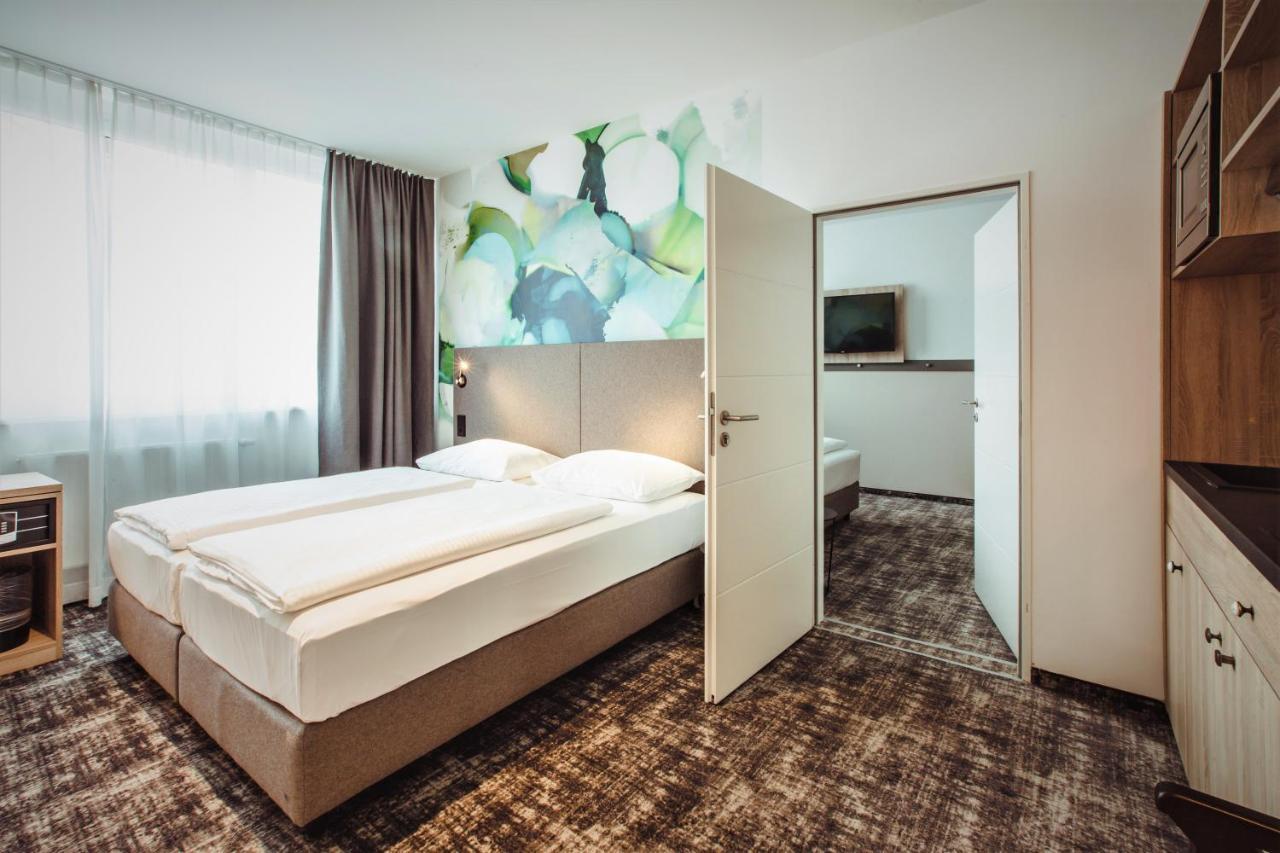 Wyndham Garden Messe 4*