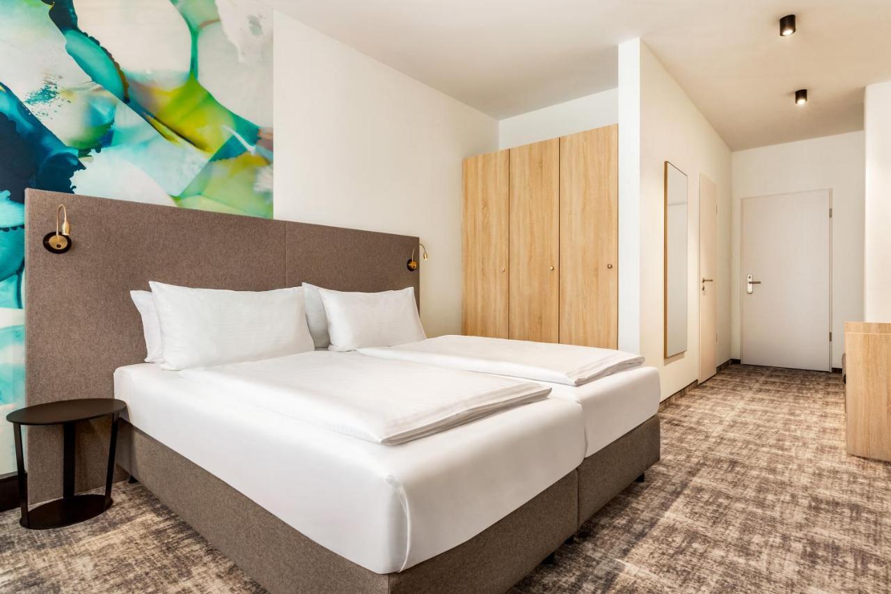 Wyndham Garden Messe 4*
