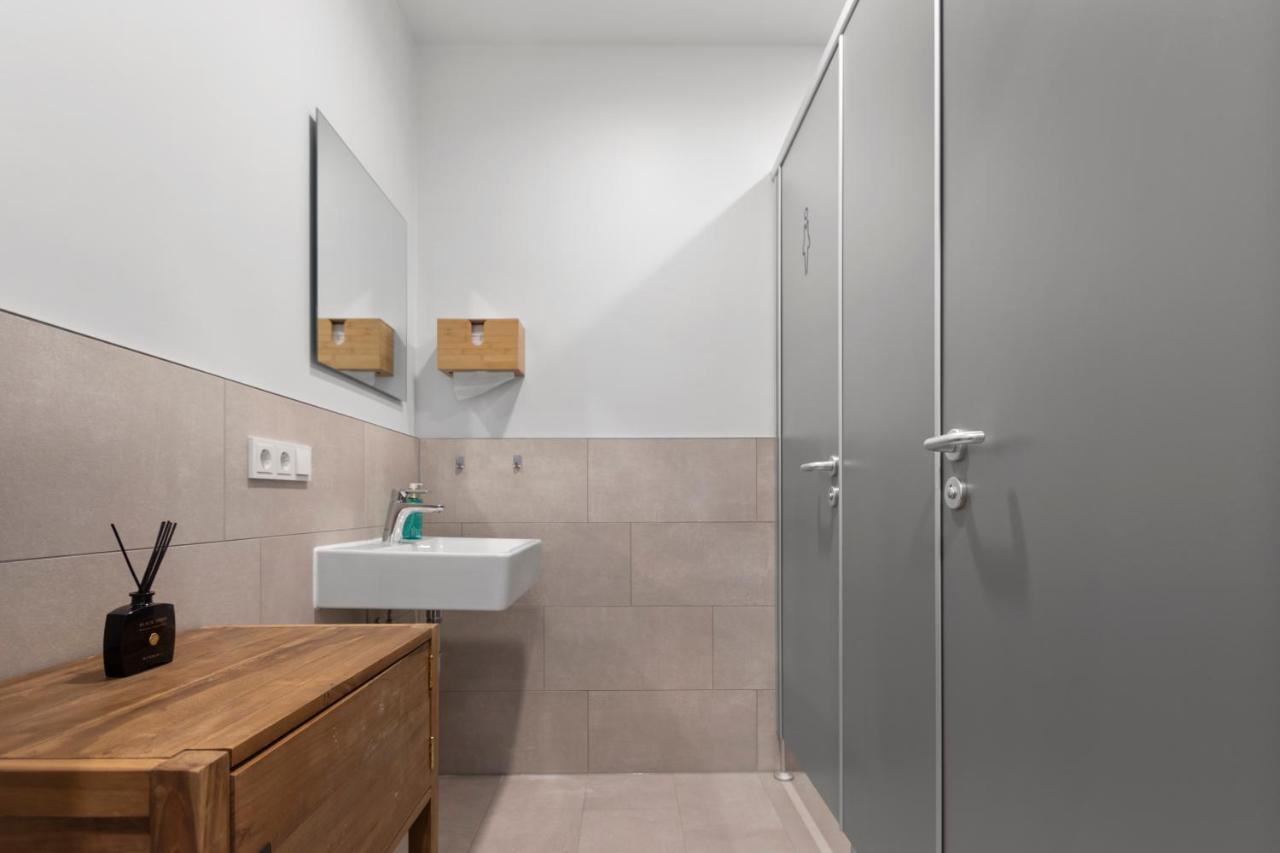 Flatista Homes - Aubing Apartment