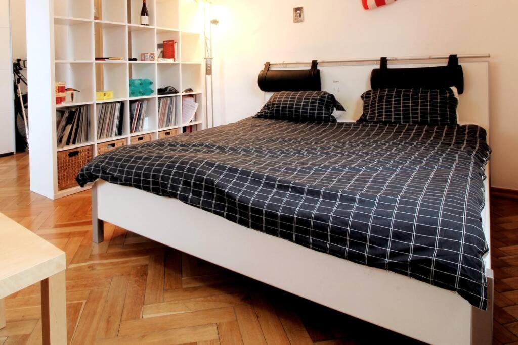 Spacious For Big Groups Oktoberfest / Bauma Apartment