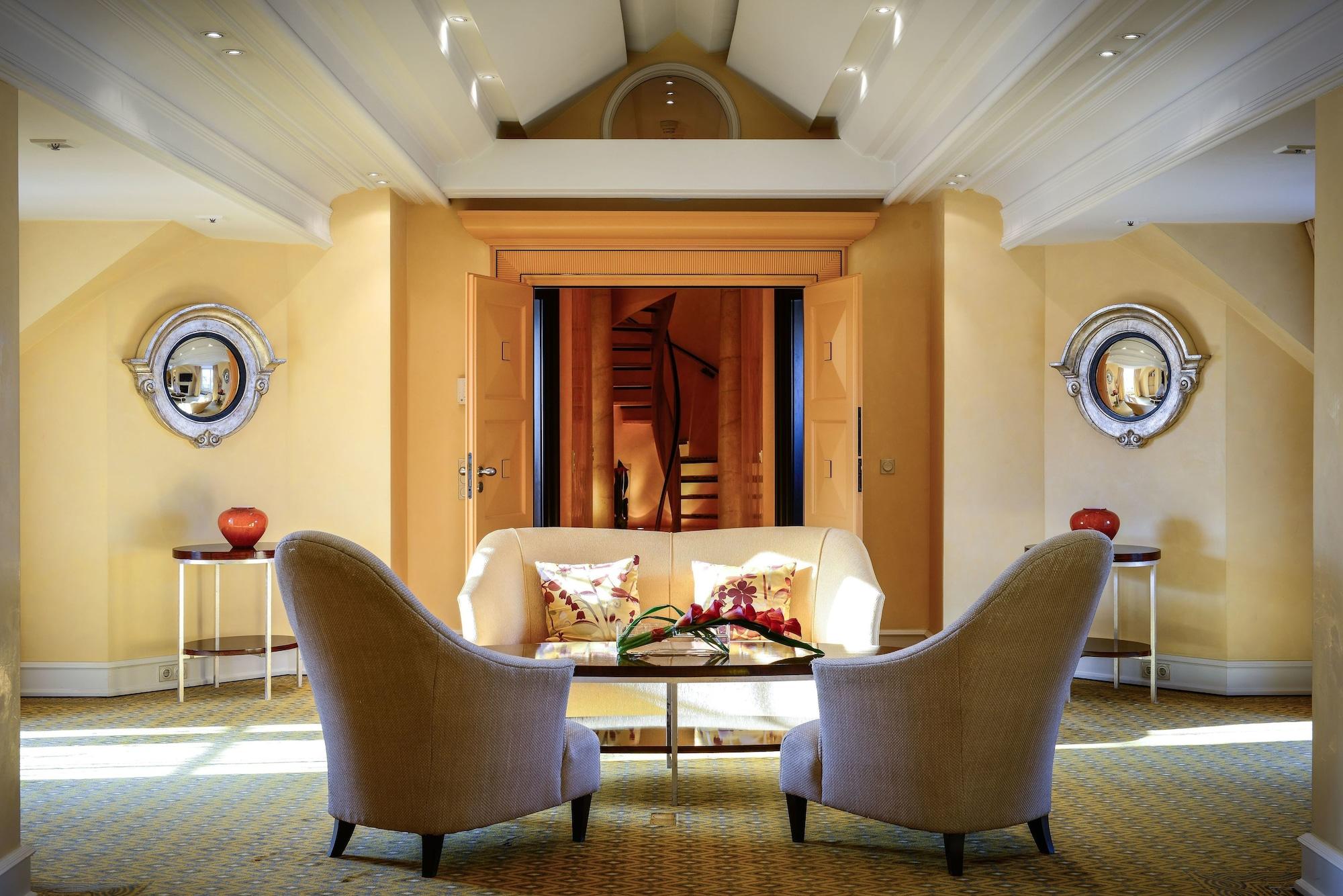 Hotel Bayerischer Hof 5*