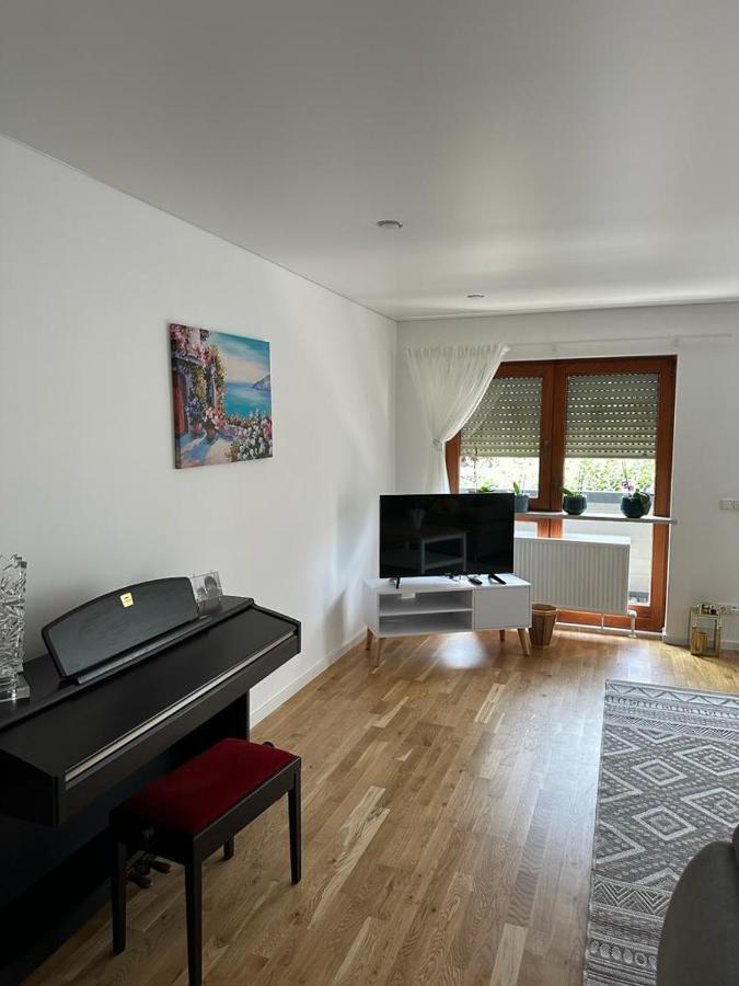 Lichtdurchflutete 90 M2 Drei Duplexwohnung In Altperlach *