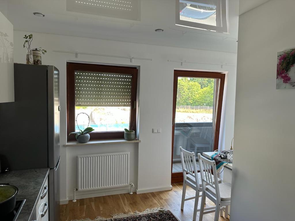 Lichtdurchflutete 90 M2 Drei Duplexwohnung In Altperlach Apartment
