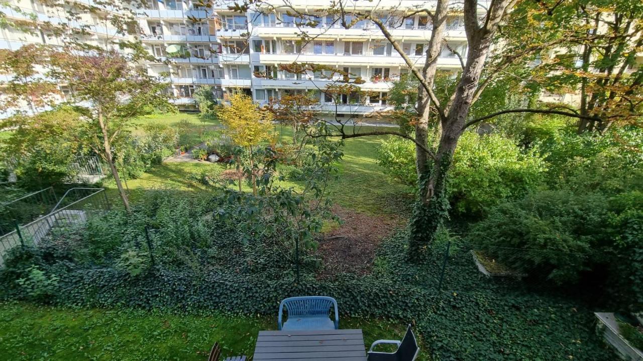 Schwabing With Garden Views * Munich