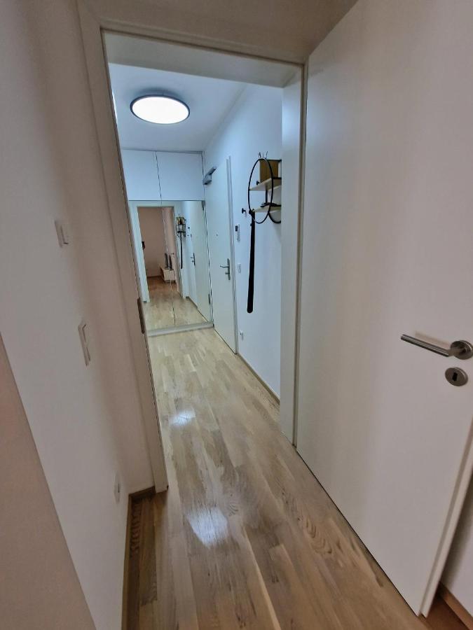 Apartment Traumhaftes Mit Balkon *