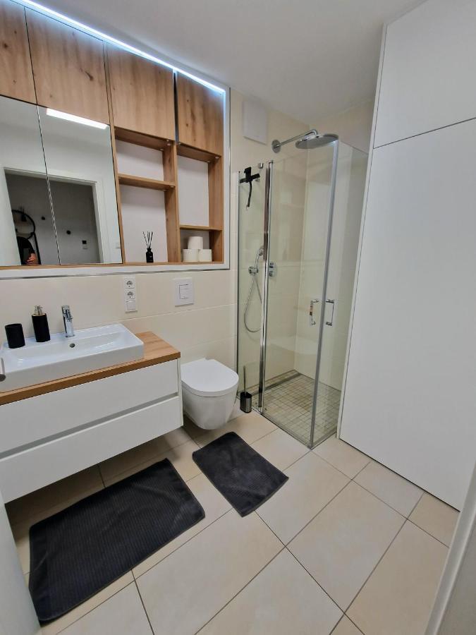 Traumhaftes Mit Balkon Apartment