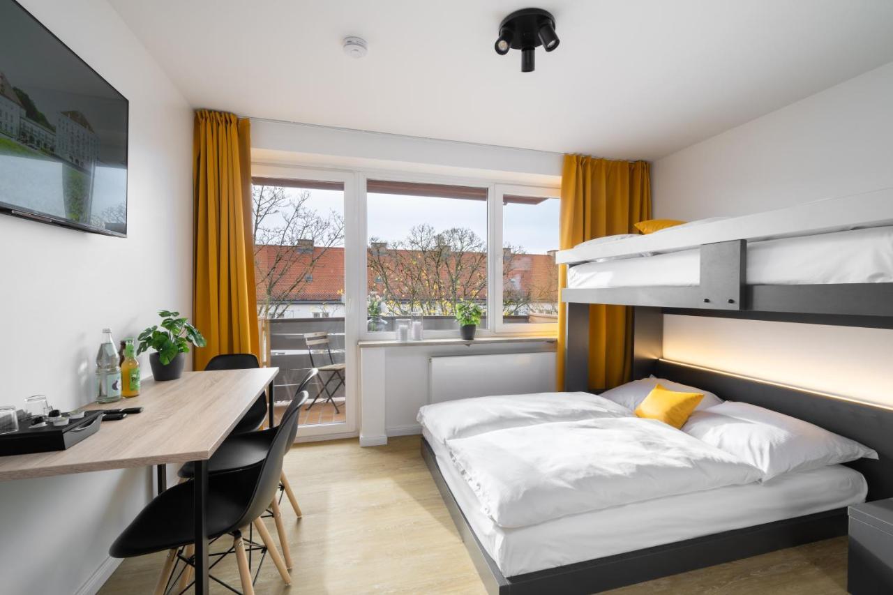 Homaris Laim Munich