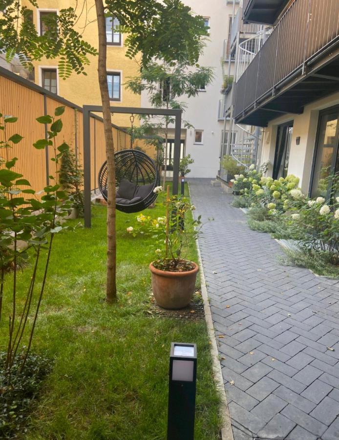 Apartment One Business 1