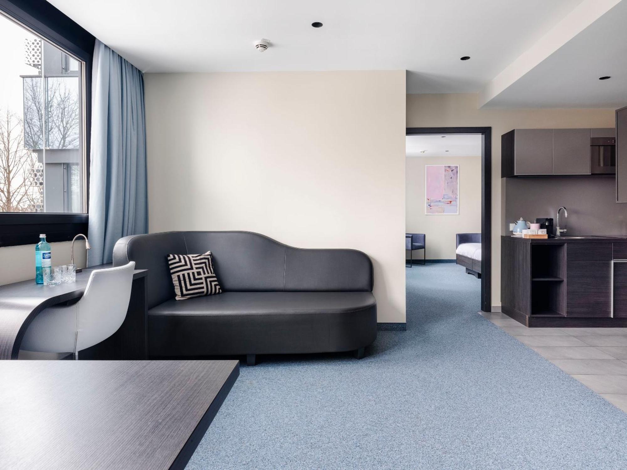 Numa Viktoria Aparthotel 4*