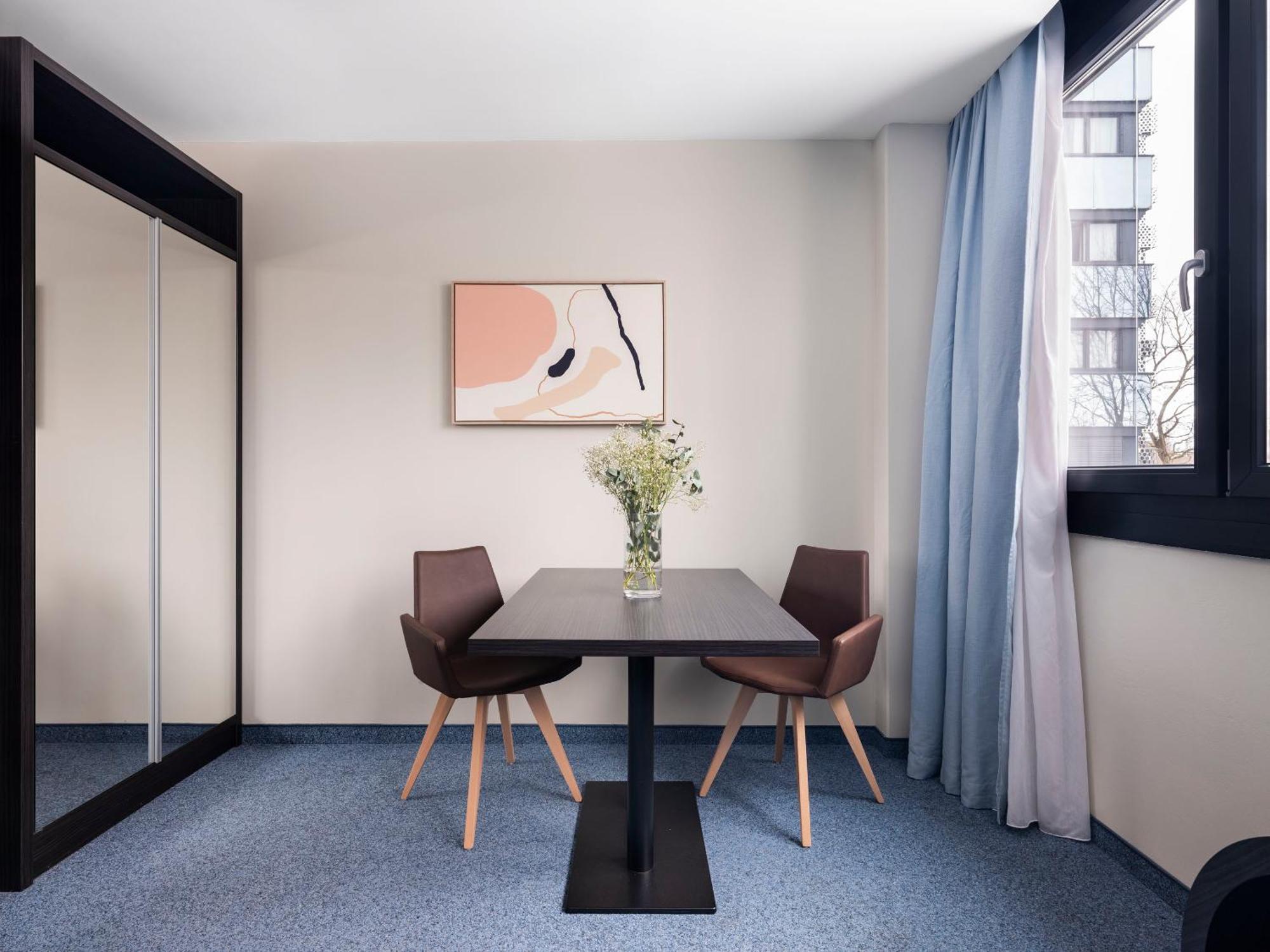 Numa Viktoria Aparthotel Munich