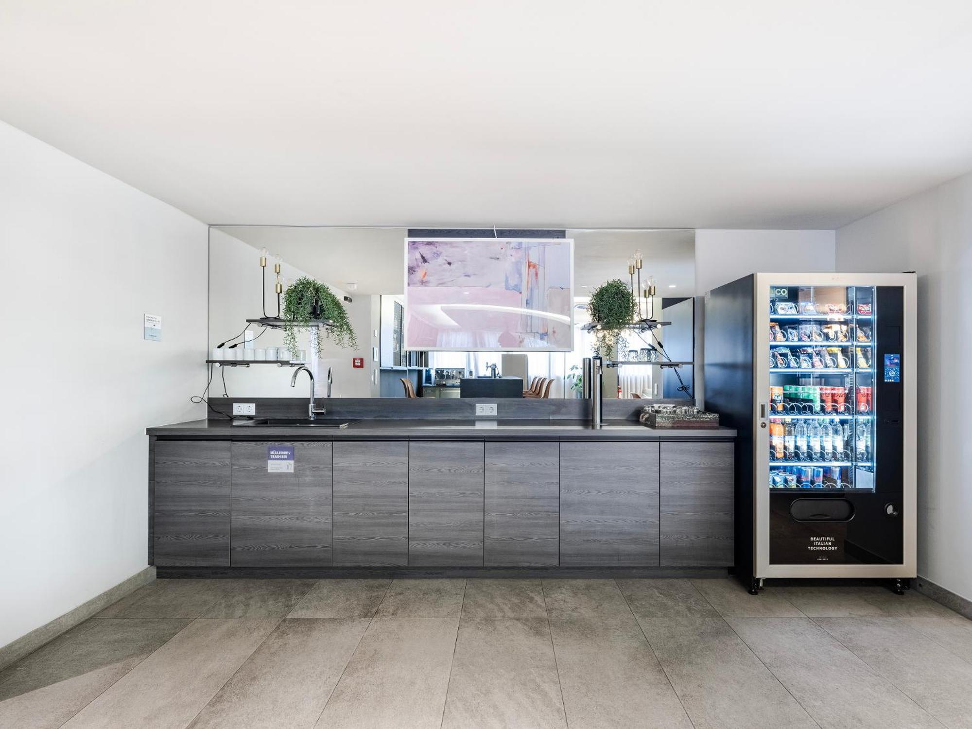 Numa Viktoria Aparthotel