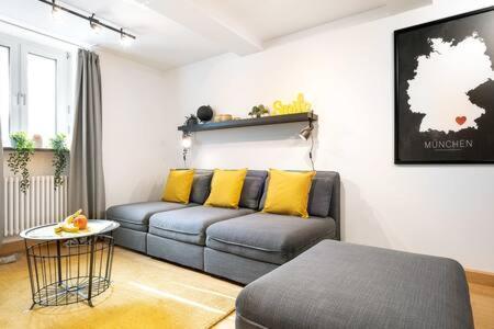 Marienplatz 2 Bedrooms Living Kitchen Apartment Munich