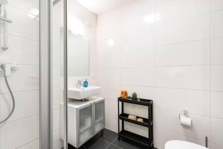 Apartment Marienplatz 2 Bedrooms Living Kitchen *