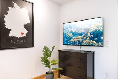 Marienplatz 2 Bedrooms Living Kitchen Apartment *