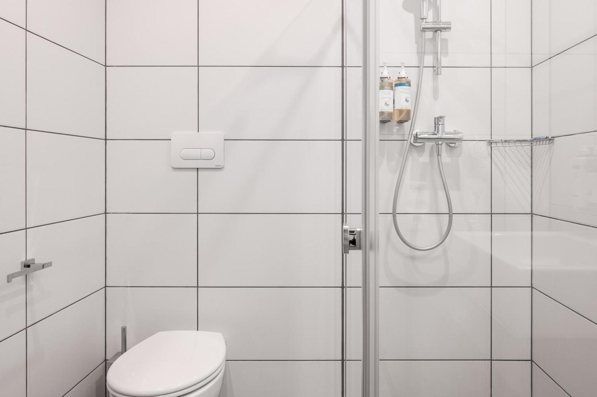 Numa Viktoria Aparthotel 4*