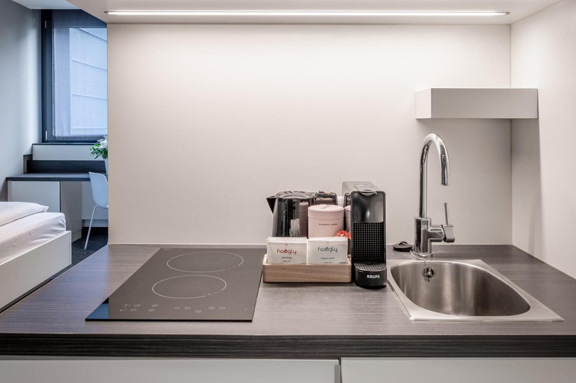 Numa Viktoria Aparthotel 4*