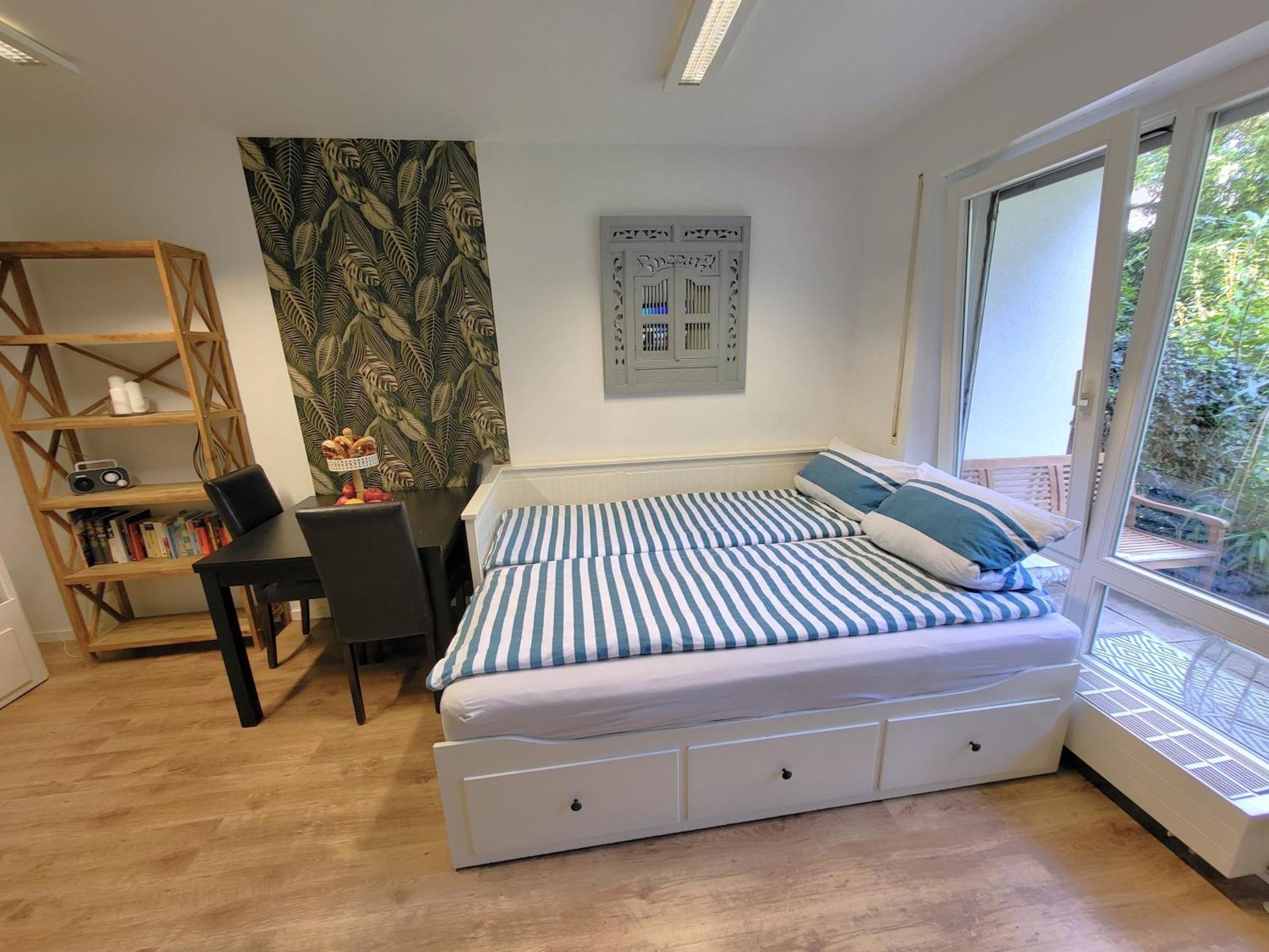 Apartment + :-) Be In + :-) Be In
