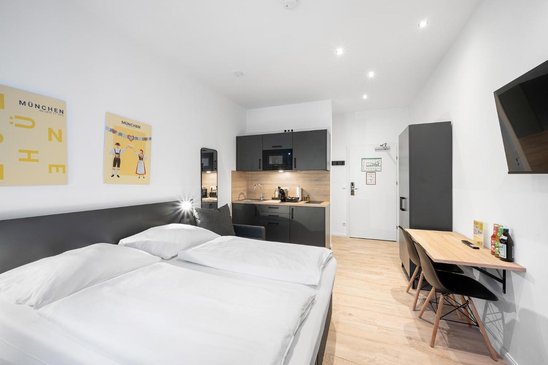 Servus By Homaris * Munich