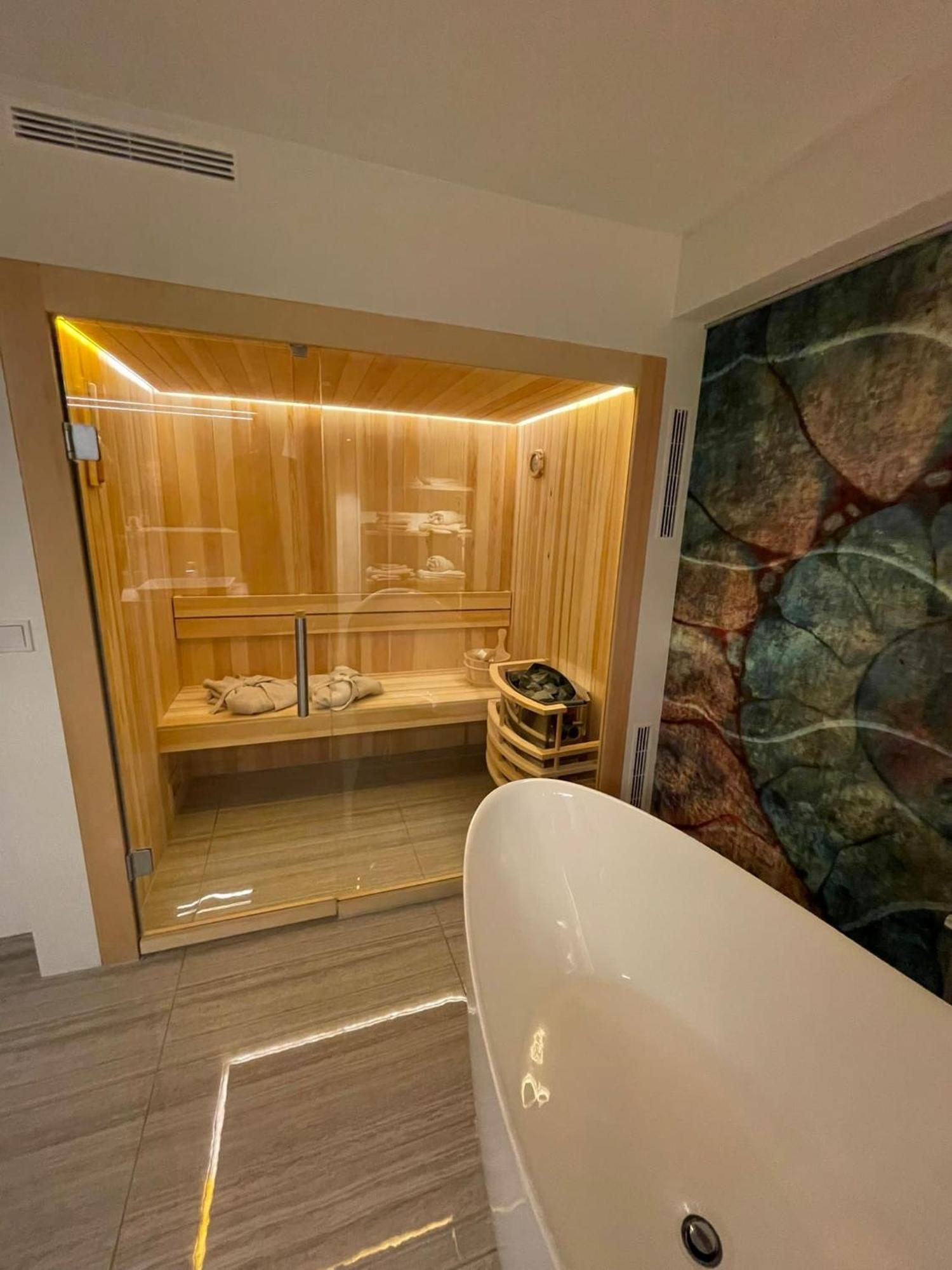 Luxurioeses Loft Mit Grosser Sonnenterrasse & Sauna