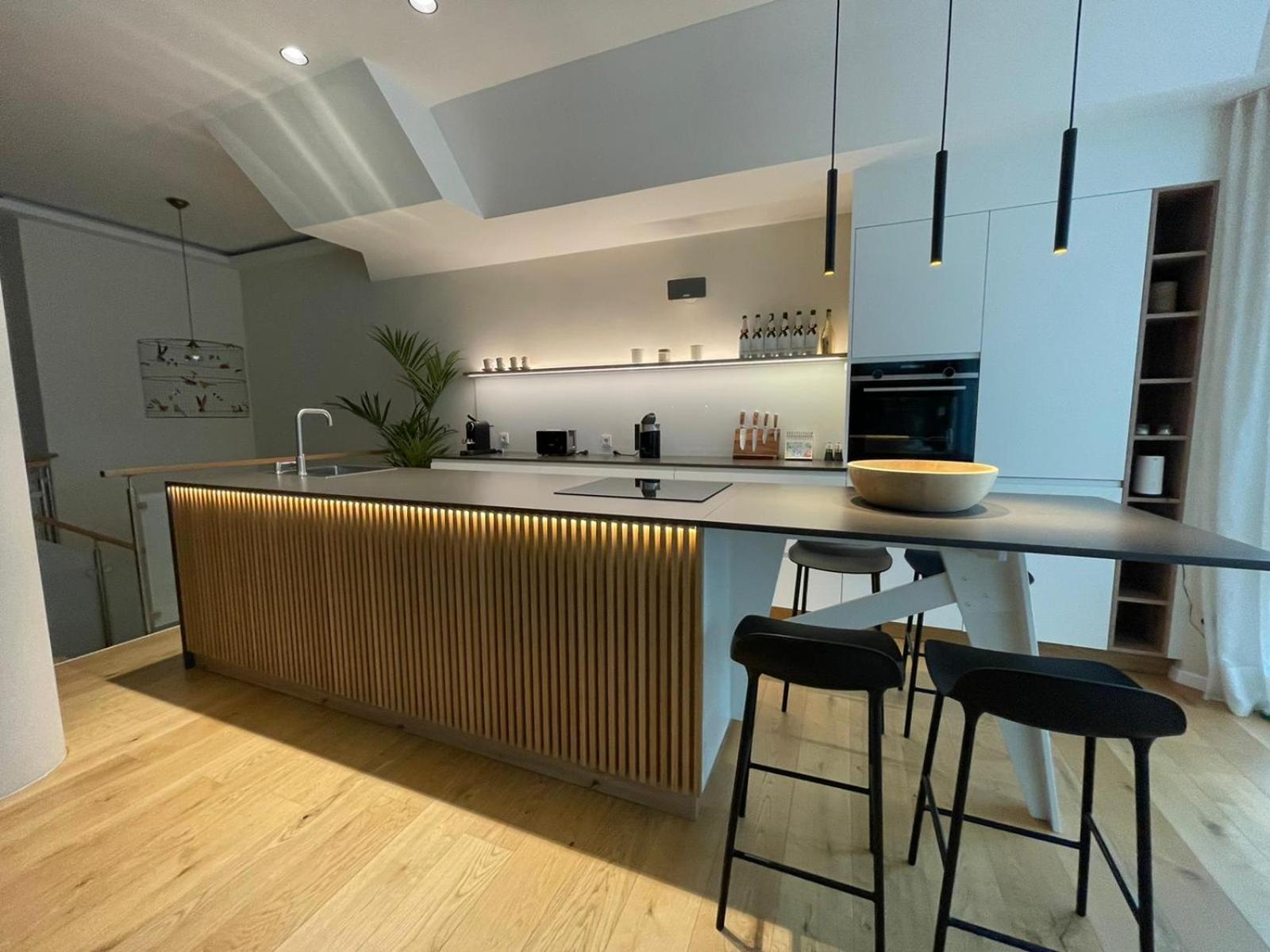 Luxurioeses Loft Mit Grosser Sonnenterrasse & Sauna Apartamento Munique