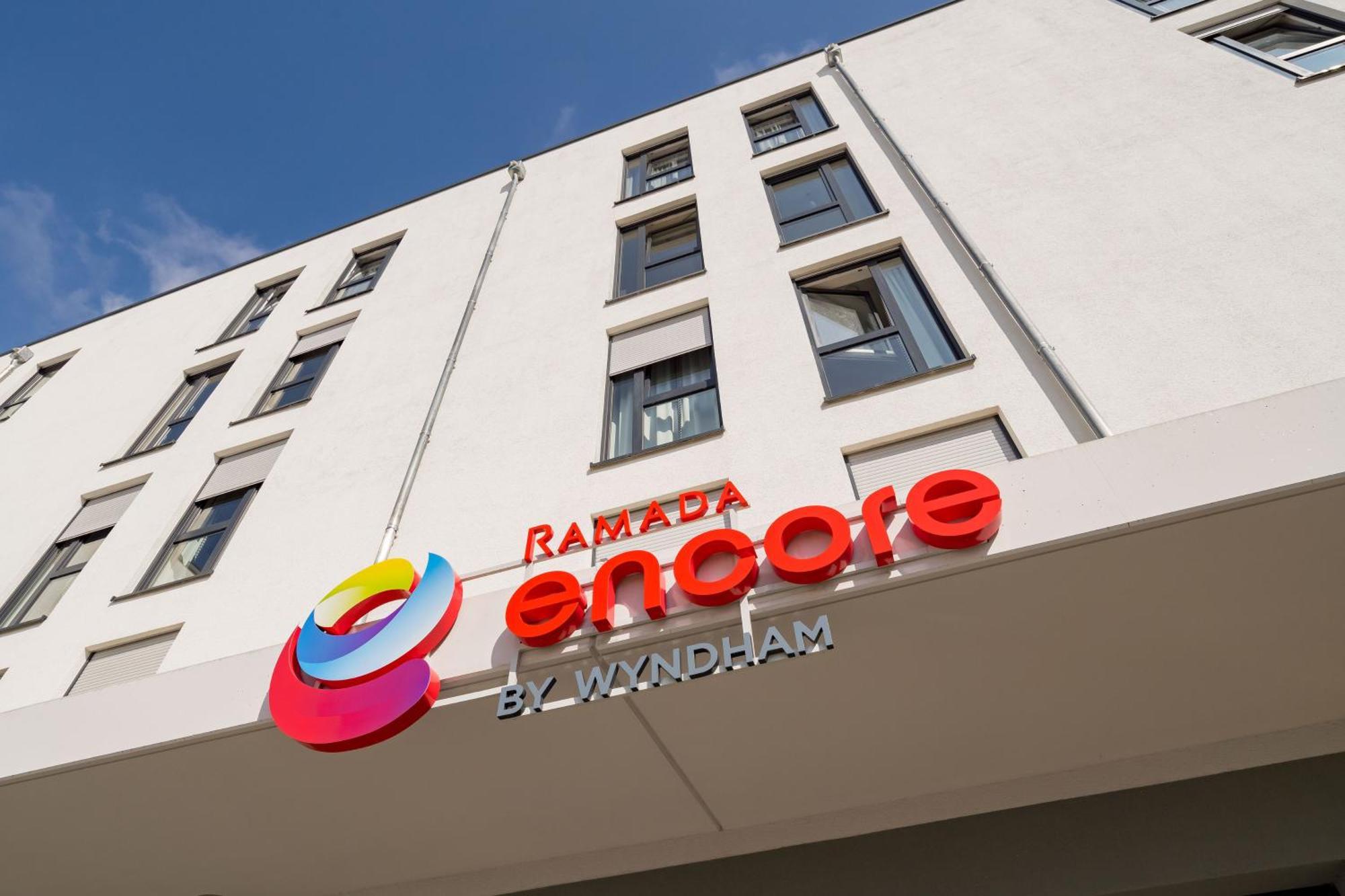 Hotel Ramada Encore By Wyndham Messe