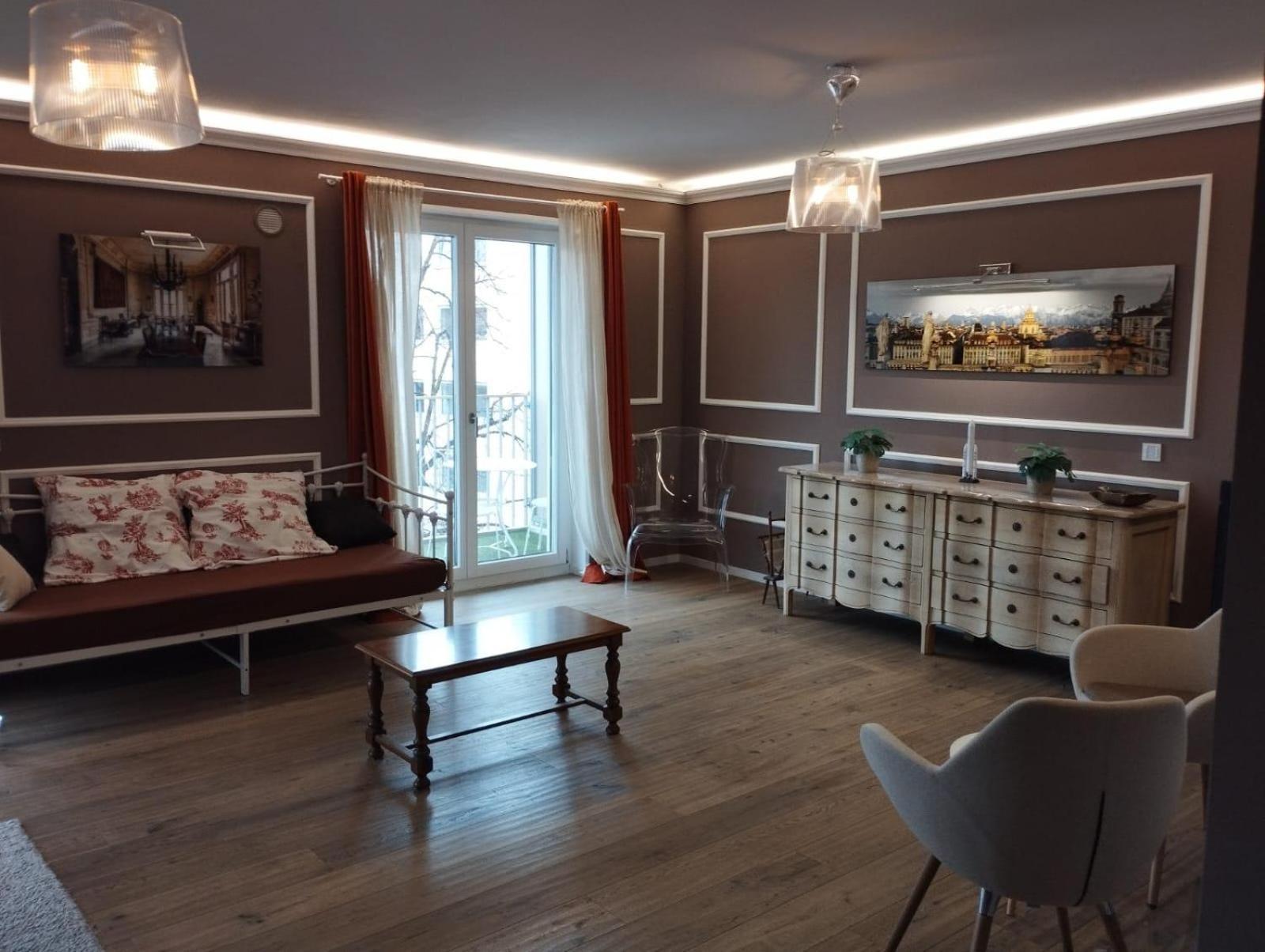 Amalien 12 Apartment