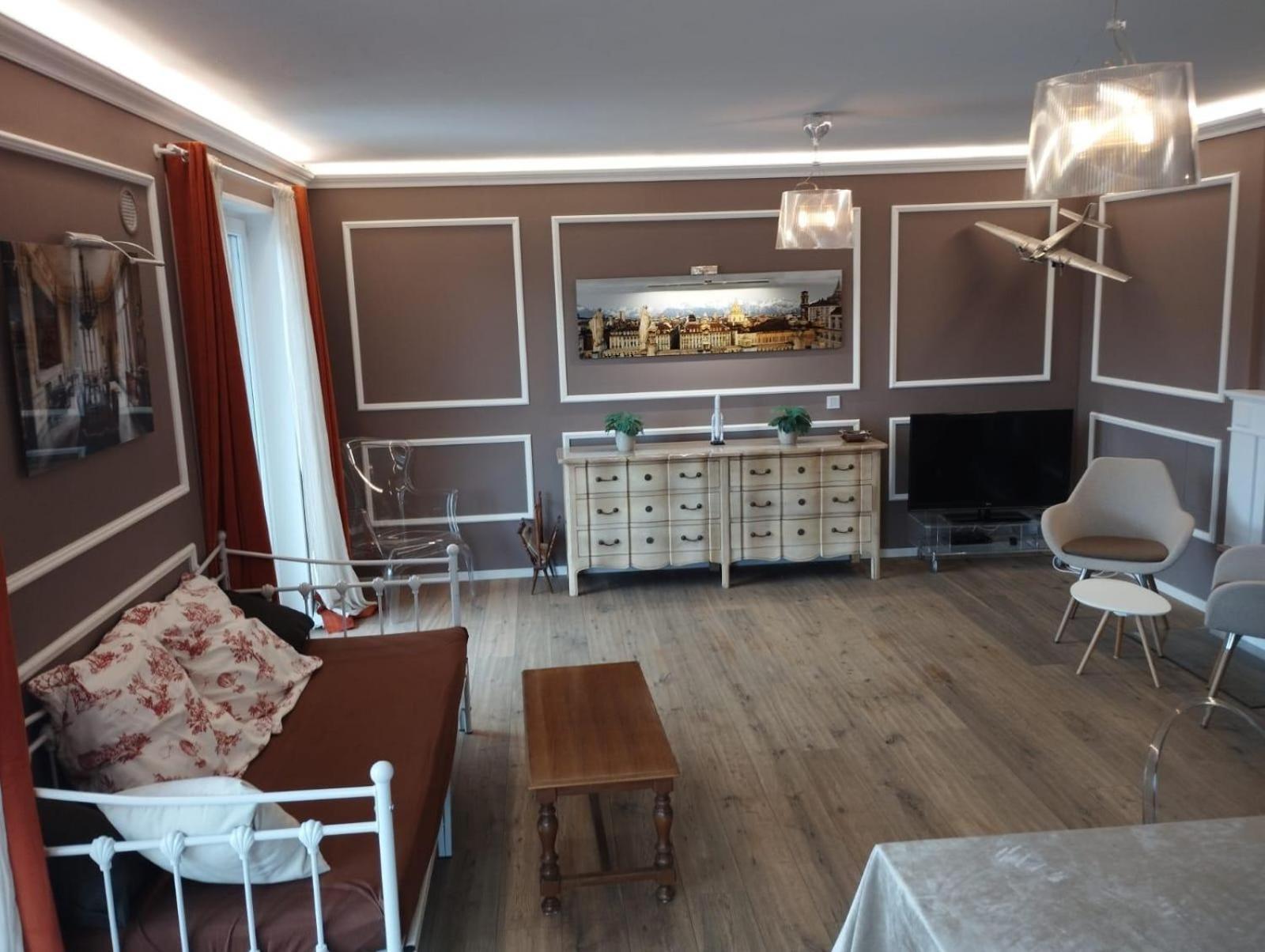 Apartment Amalien 12 *