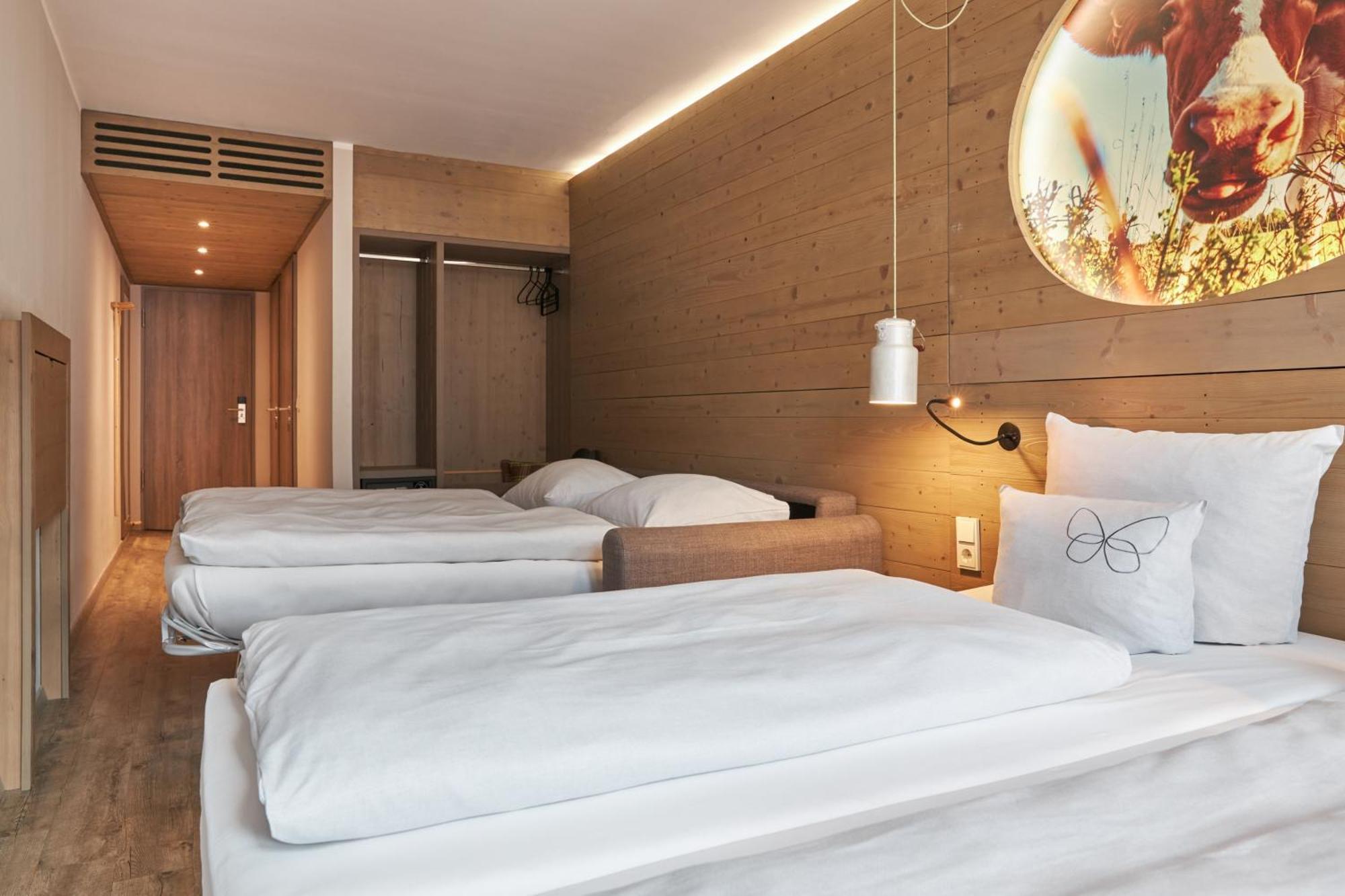 Cocoon Hauptbahnhof Hotel 4*