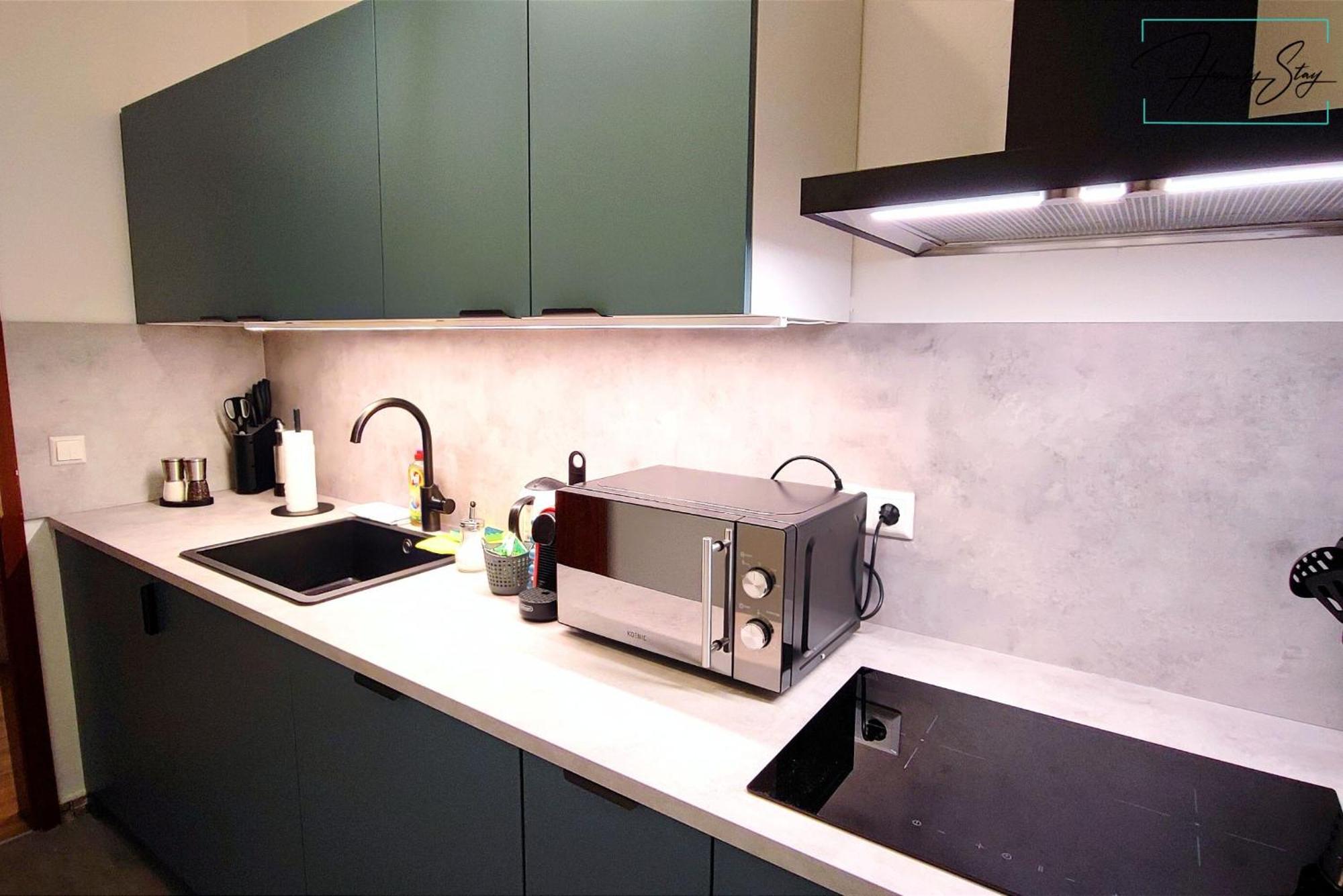 Apartment Homely Serenity Greens - Stylisch Studio-apartment With Kitchen - 10 Min To Station, Pet Friendly