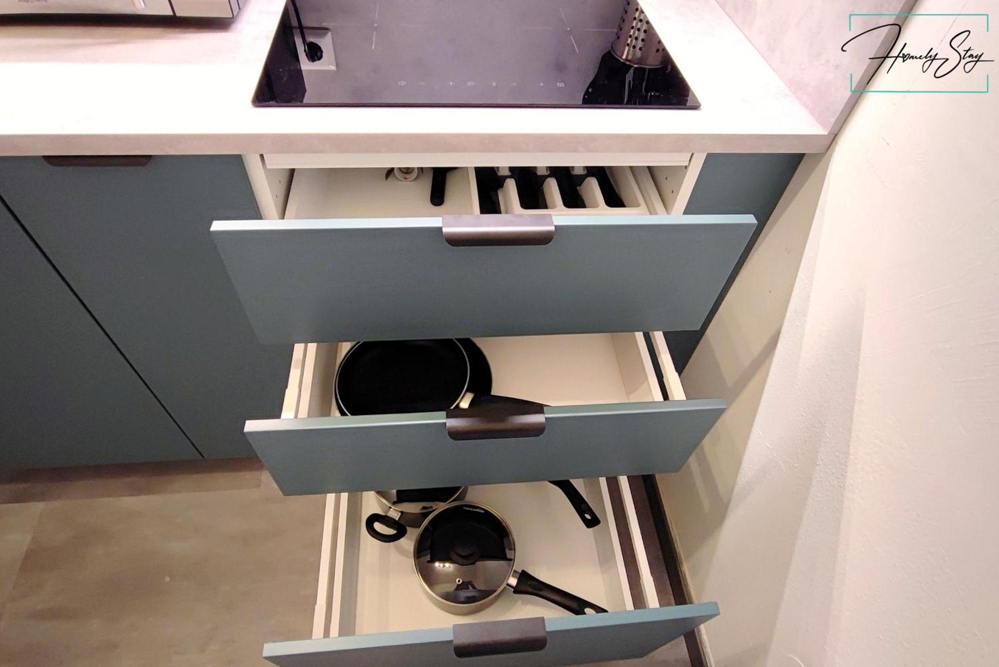 Apartment Homely Serenity Greens - Stylisch Studio-apartment With Kitchen - 10 Min To Station, Pet Friendly *