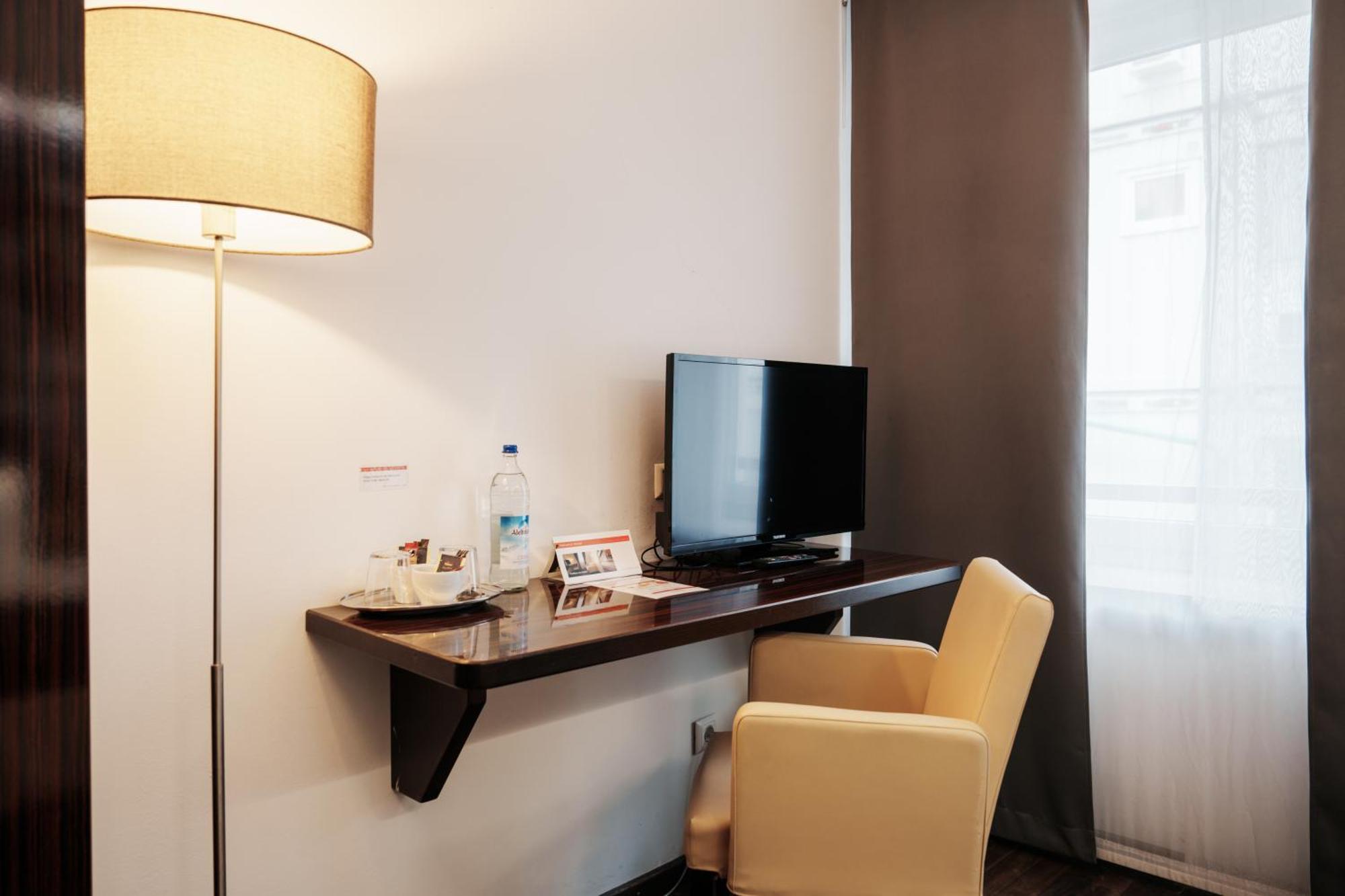 Helvetia Center 3* München
