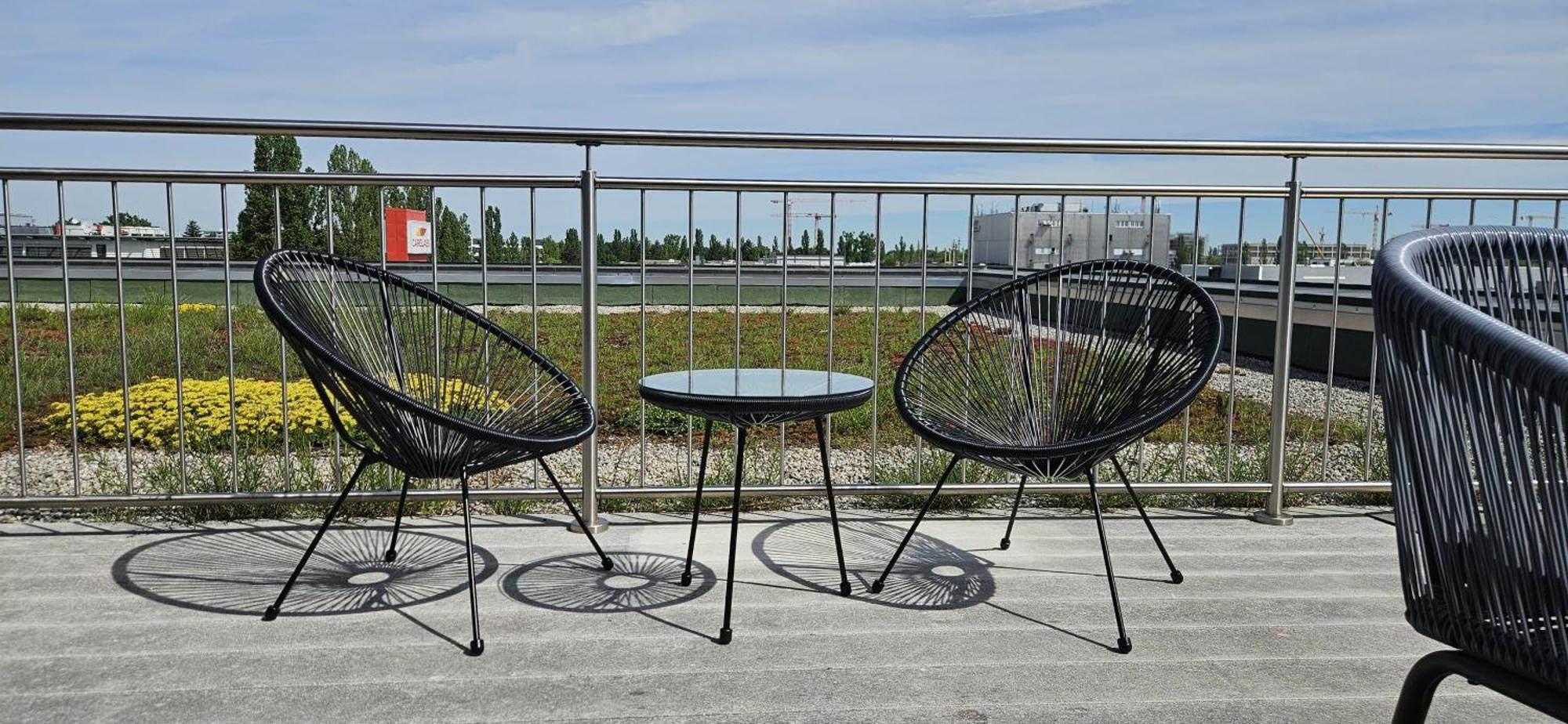 Global Living - Design I Terrace I Kitchen I Smart-tv I Parking Space I * Munich