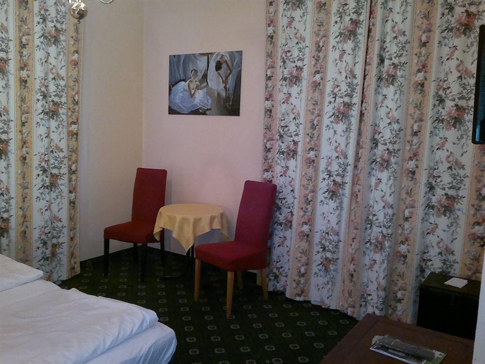 Galleria Hotel 3*