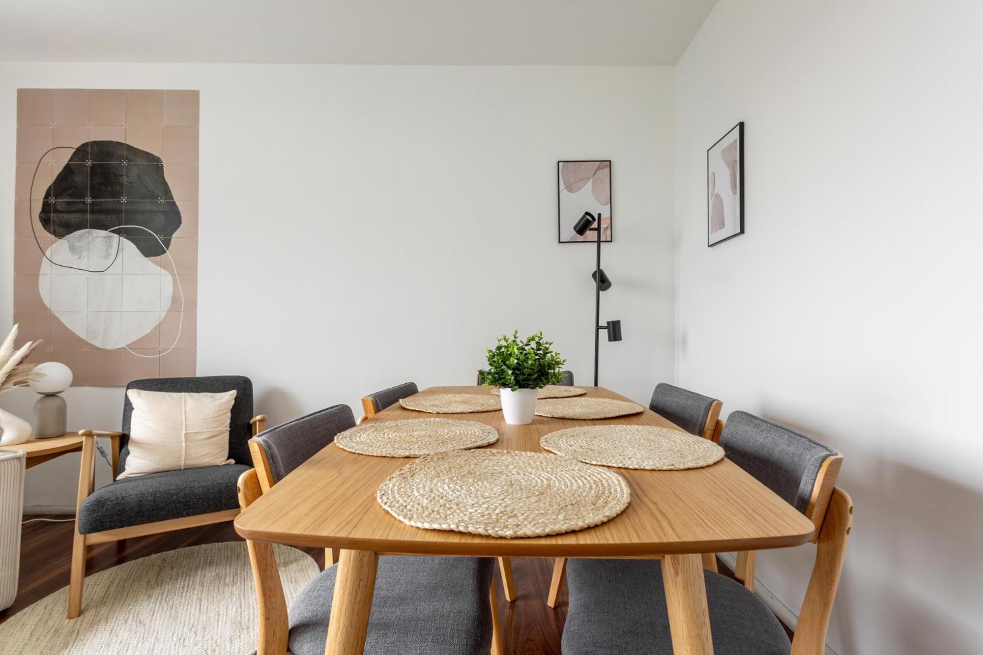 Global Living - Design I Terrace I Kitchen I Smart-tv I Parking Space I Apartment *