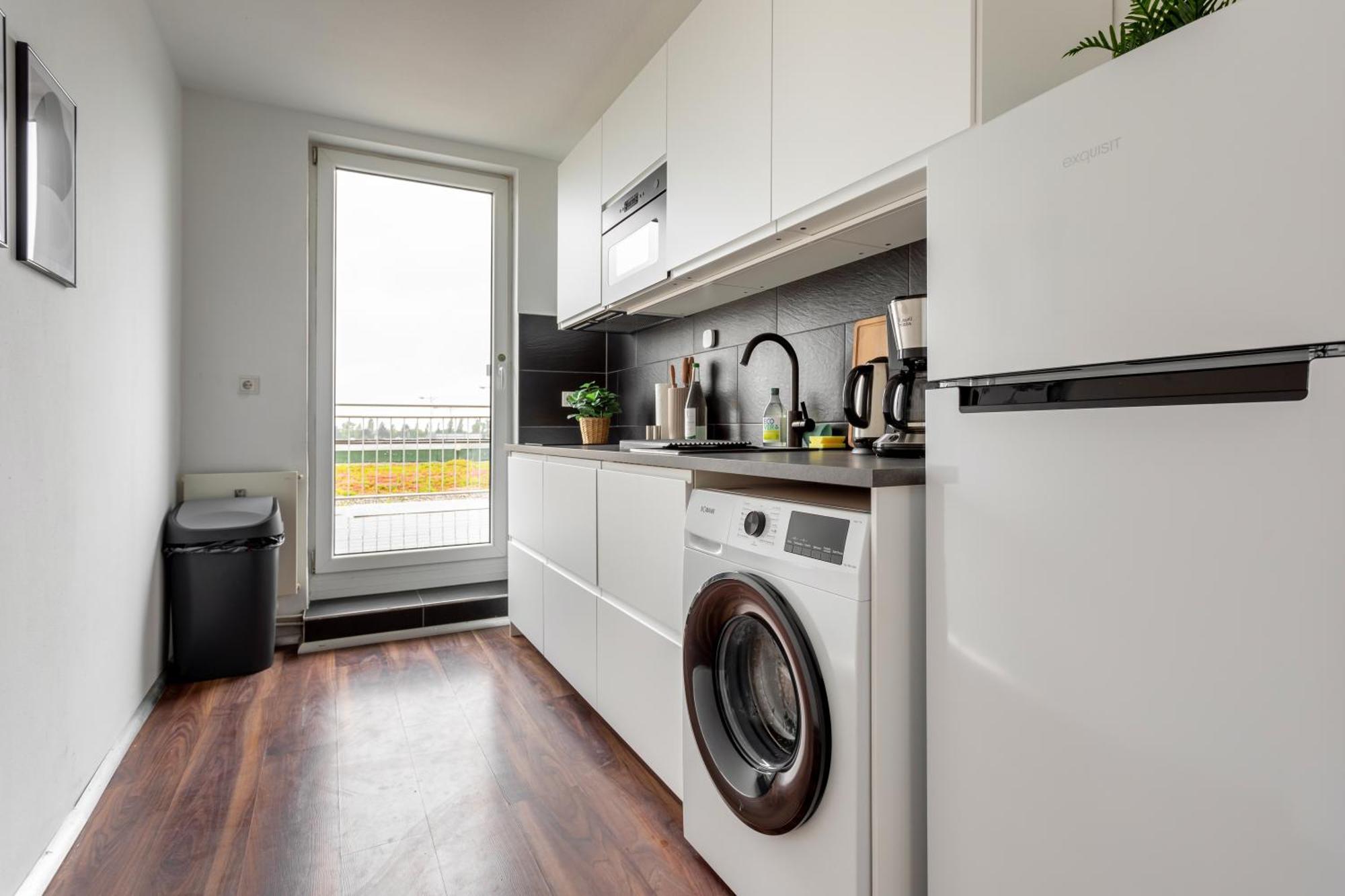 Global Living - Design I Terrace I Kitchen I Smart-tv I Parking Space I Munich