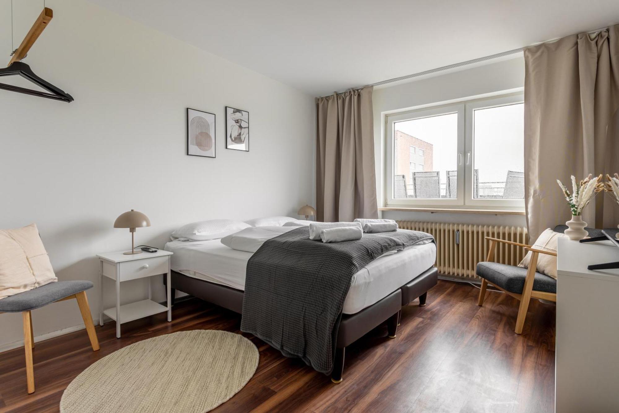 Global Living - Design I Terrace I Kitchen I Smart-tv I Parking Space I * Munich