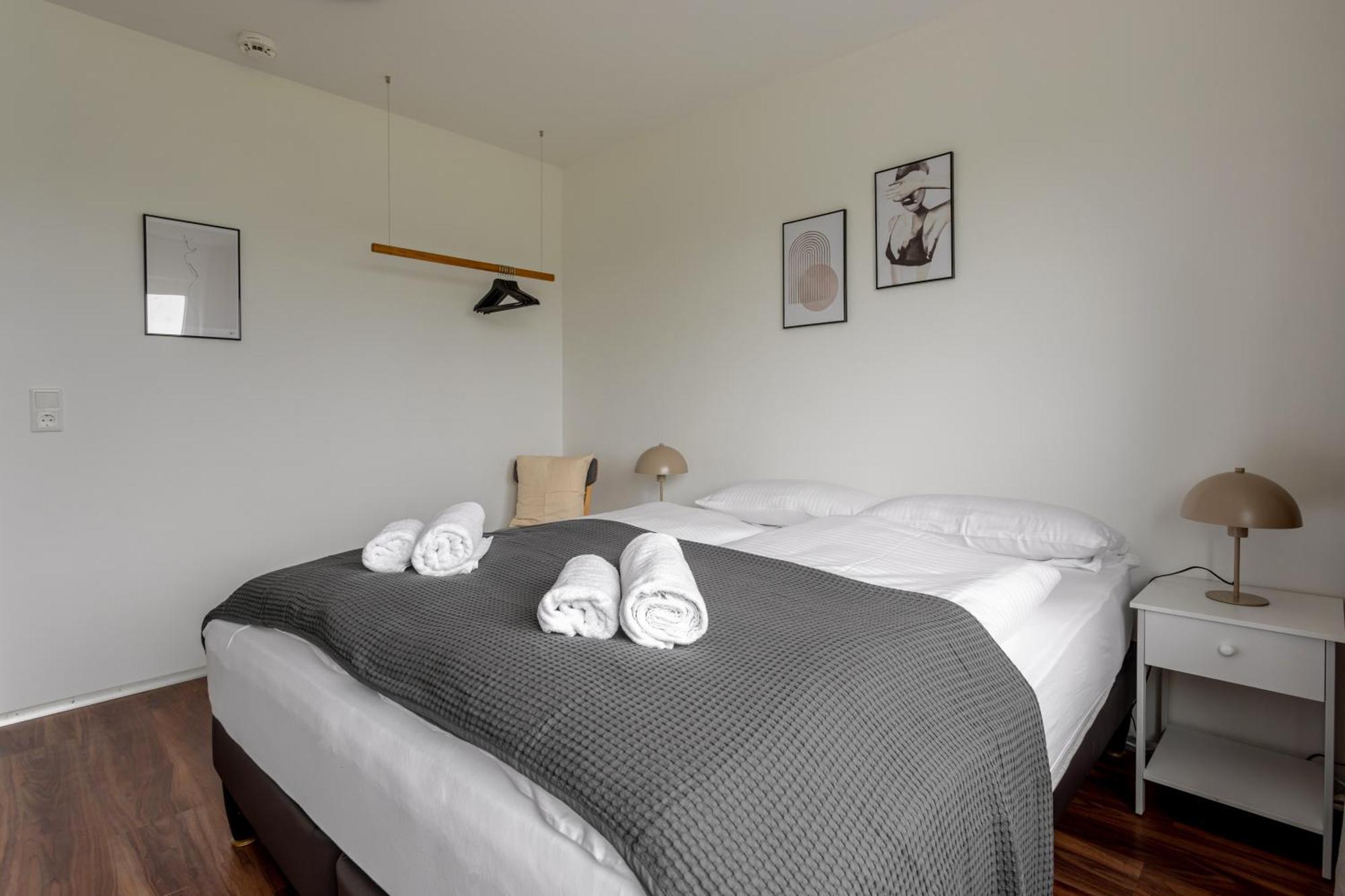 Global Living - Design I Terrace I Kitchen I Smart-tv I Parking Space I Apartment