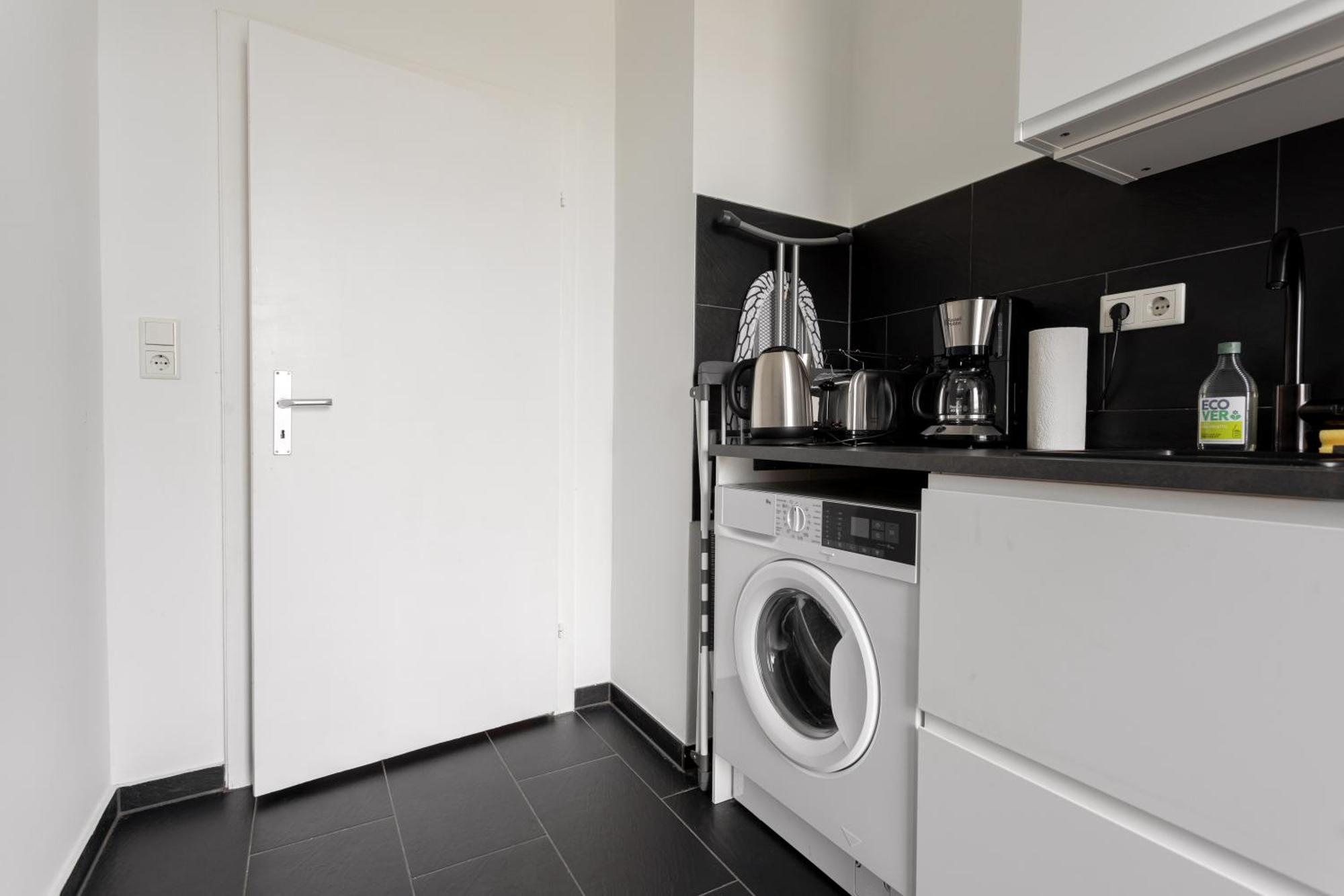 Global Living - Design I Terrace I Kitchen I Smart-tv I Parking Space I Apartment Munich