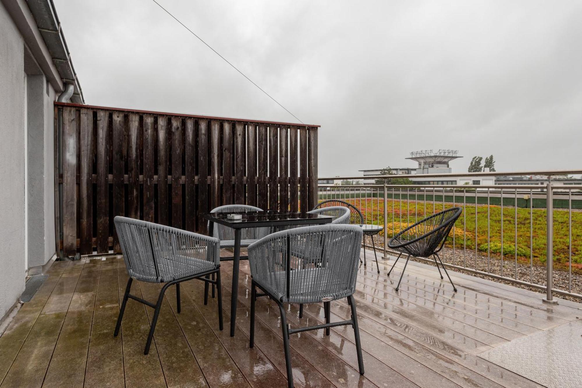 Global Living - Design I Terrace I Kitchen I Smart-tv I Parking Space I