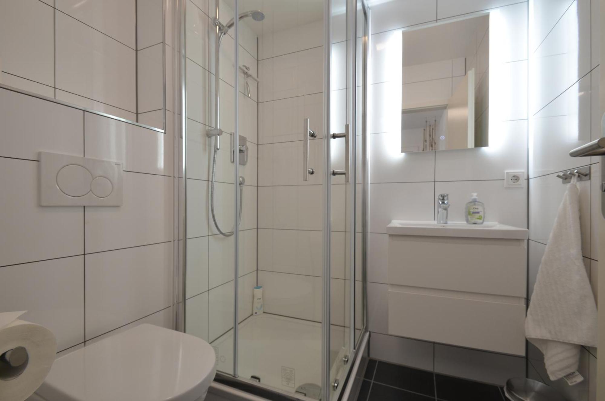 3 Bathroom, Rhapsody In Roof, Penthouse Apartamento Munique